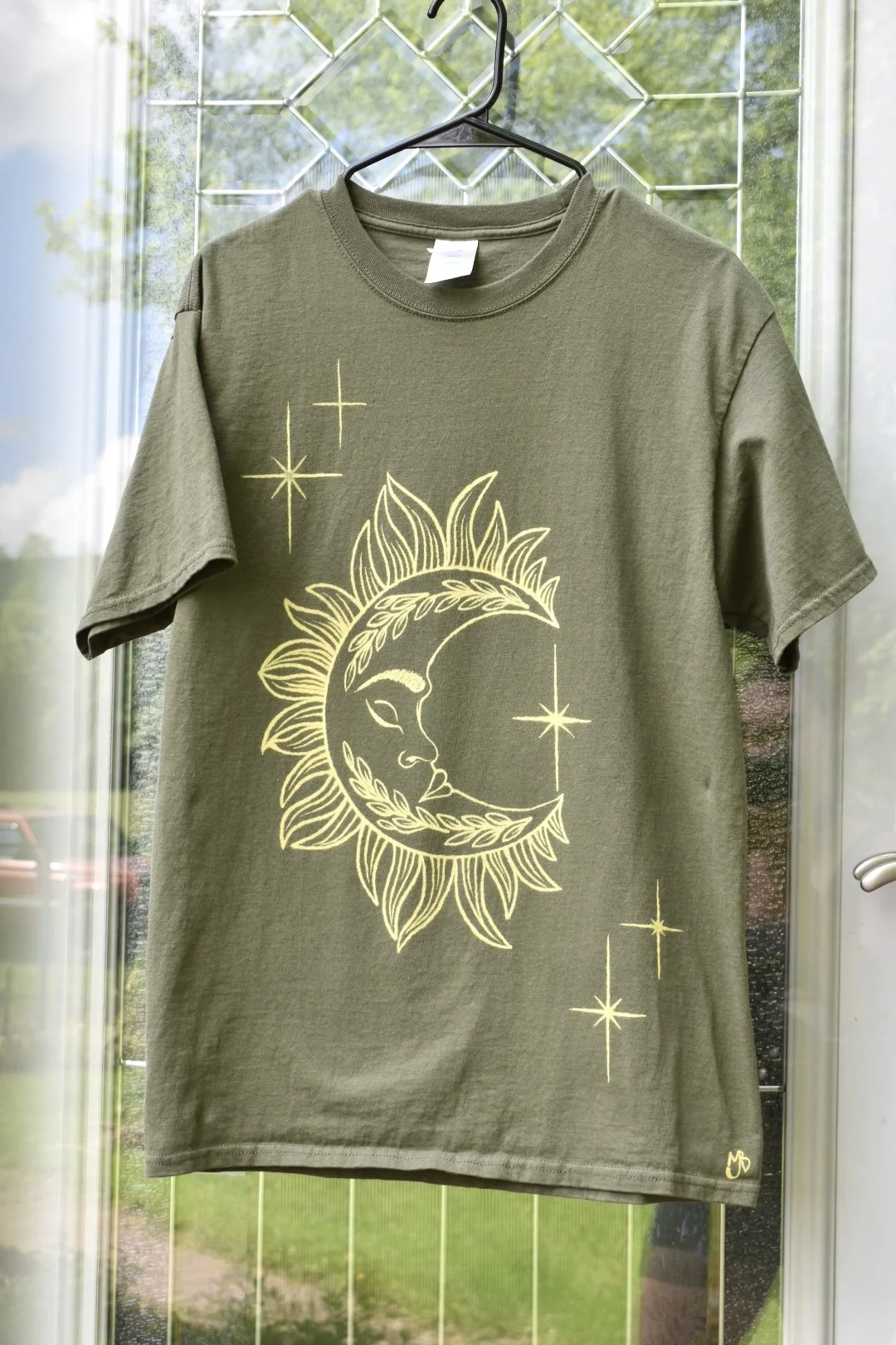 MEDIUM “Selene” T Shirt (#503)
