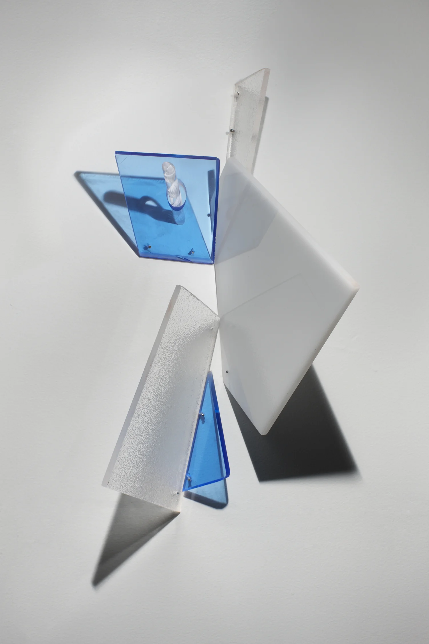Close Hold 2012 Plexiglas 5Hx6.5Wx7.5D inches / 38x17x19 cm