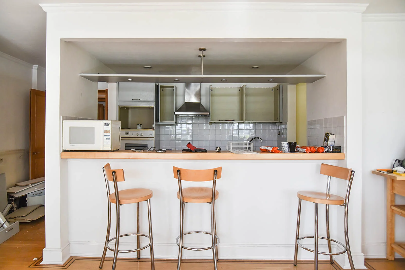 PROGRESS - Refurbish and update of a three-bedroom apartment (2018)