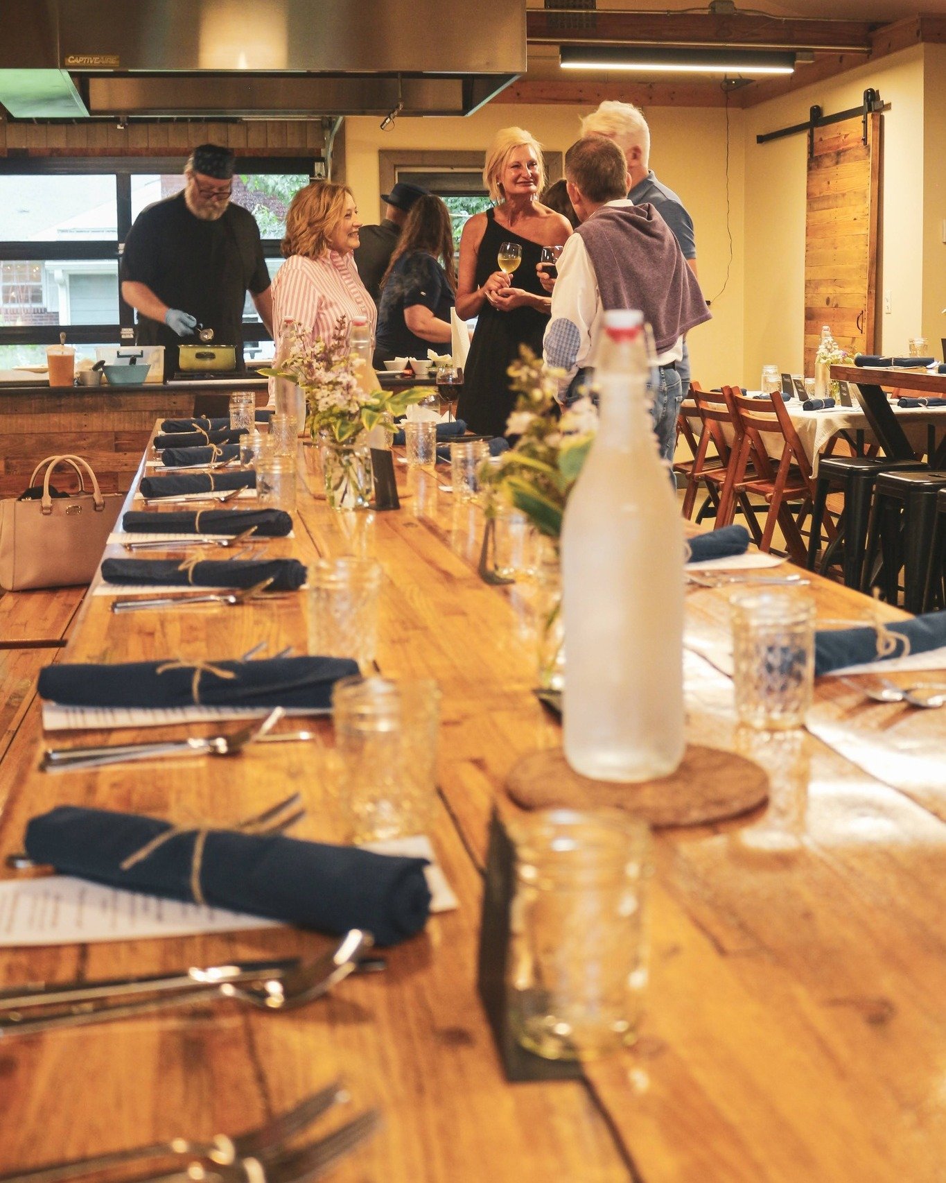 🎁✨ Celebrate the season &mdash; stress-free and full of joy!

Host your perfect holiday gathering at Apple Seeds, where cozy lights, chef-crafted menus, and farm-fresh charm set the stage for something truly special.

From office celebrations to fam