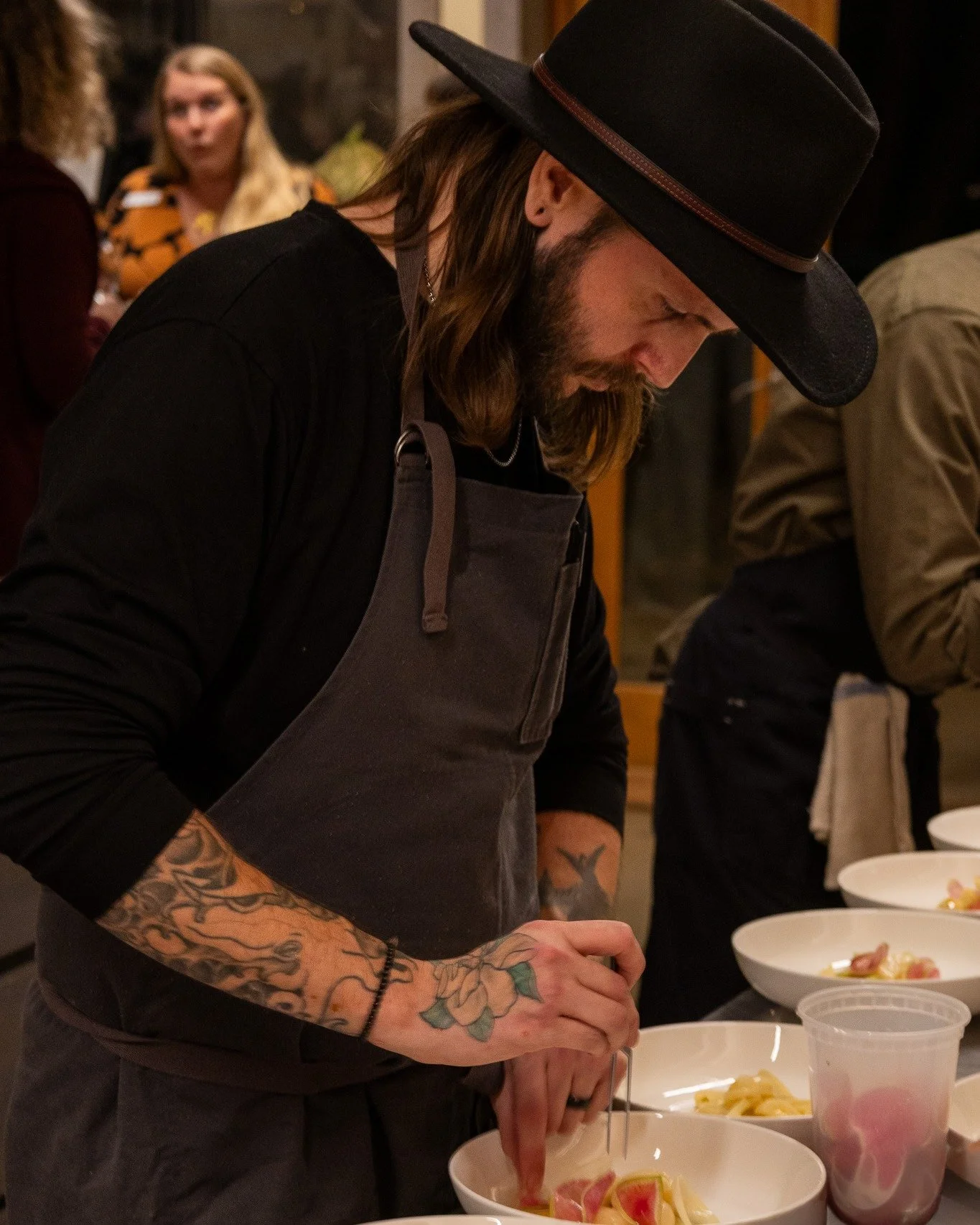 What a night! Our November Kitchen Table Dinner with @tylerscottrogers was a warm celebration of Southern heritage and fall flavors. Guests gathered in our cozy kitchen and enjoyed a light turnip salad, a wonderful roasted squash topped with kale chi