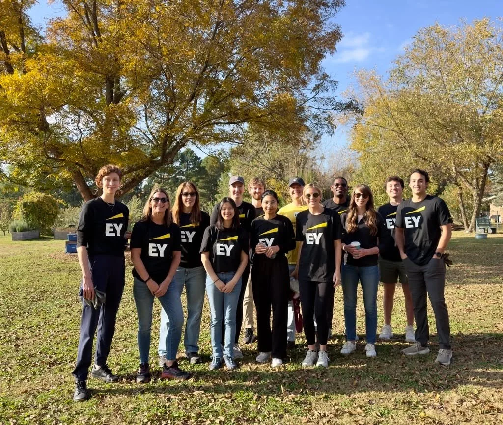 We were thrilled to welcome the amazing team from @ey_us Rogers Office back to the Apple Seeds Teaching Farm for their 9th annual EY Connect Day! 💪

This year, the crew helped us prepare for the first big freeze. They winterized our garden beds by p