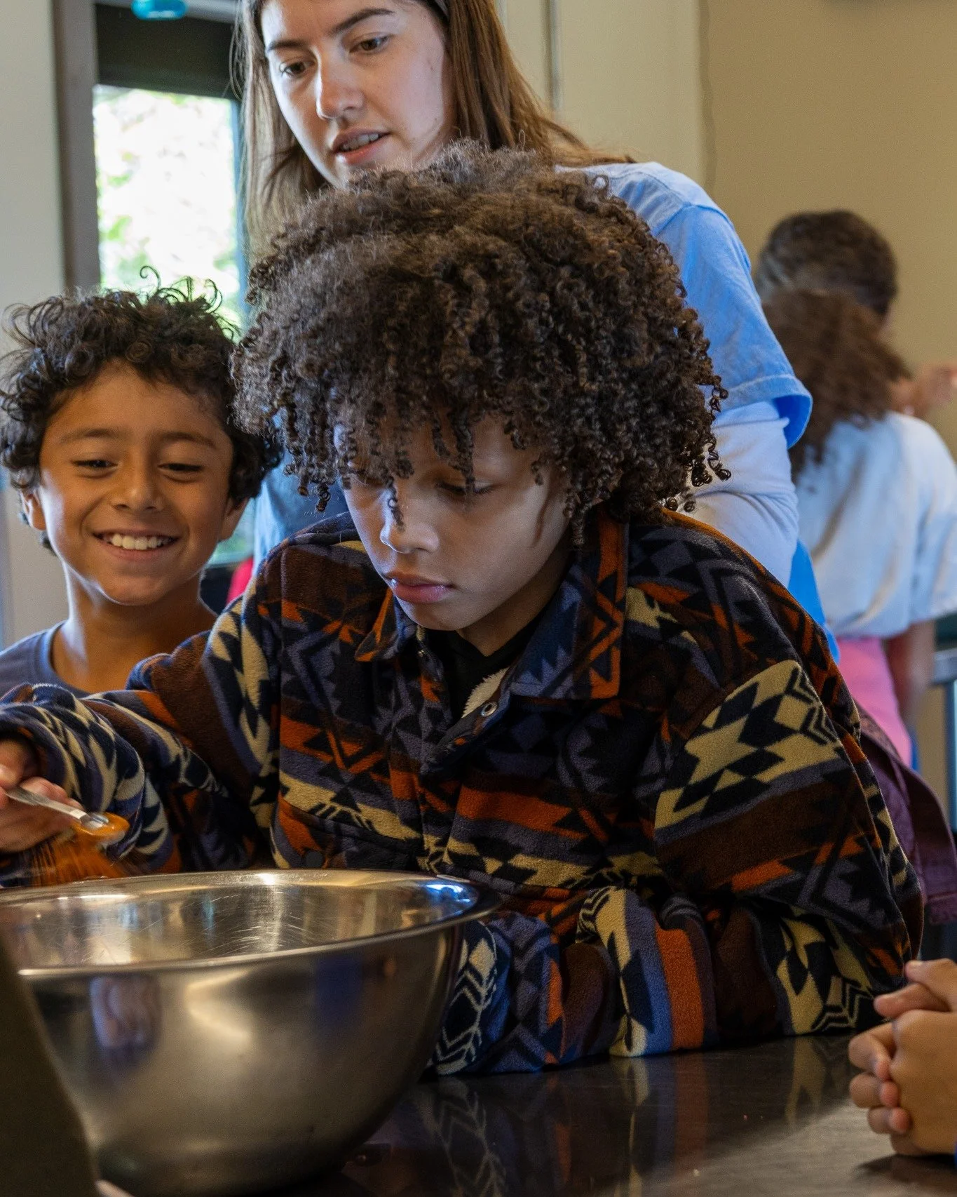 🌱 Engagement is where the magic happens at Apple Seeds!

When students are engaged, learning comes to life. Curiosity grows, confidence builds, and connections to food become more meaningful.

At Apple Seeds, we create hands-on, grade-specific exper