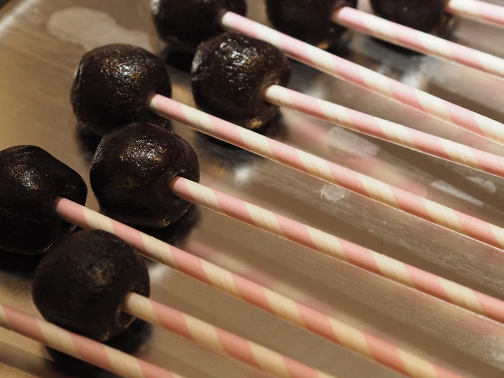 cake pops 2.jpg