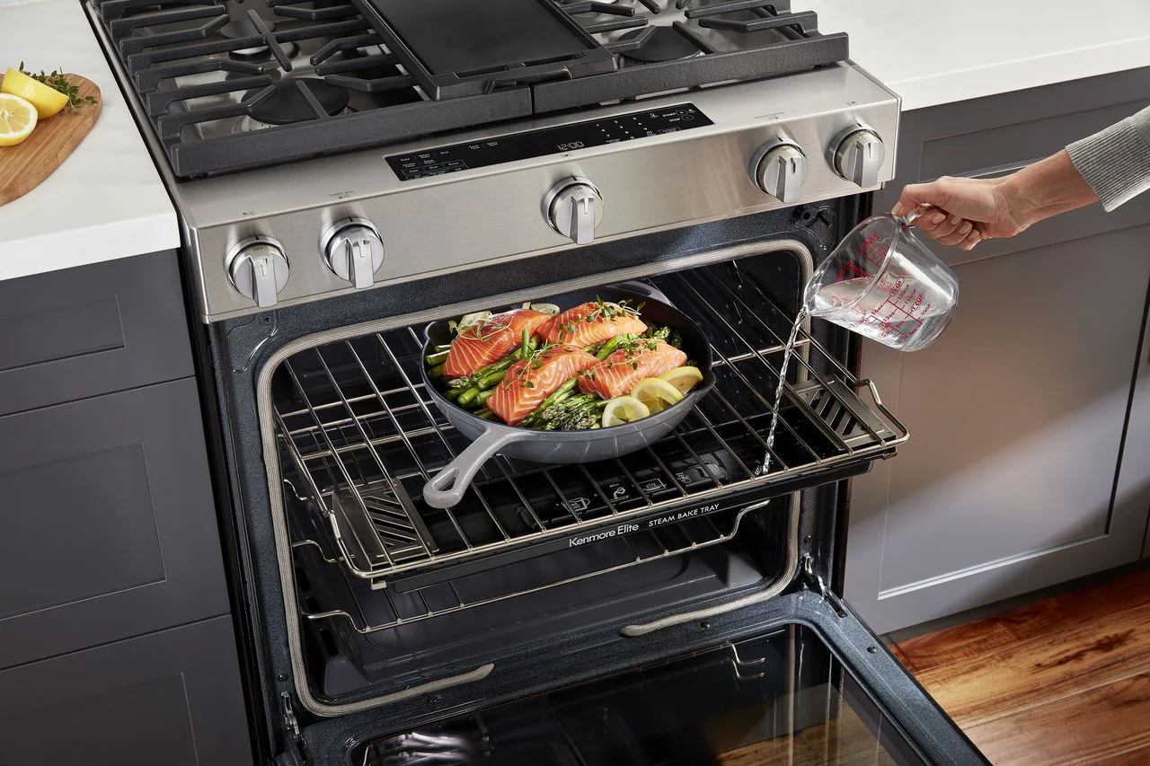  storyboarding and art direction for Kenmore feature videos. 