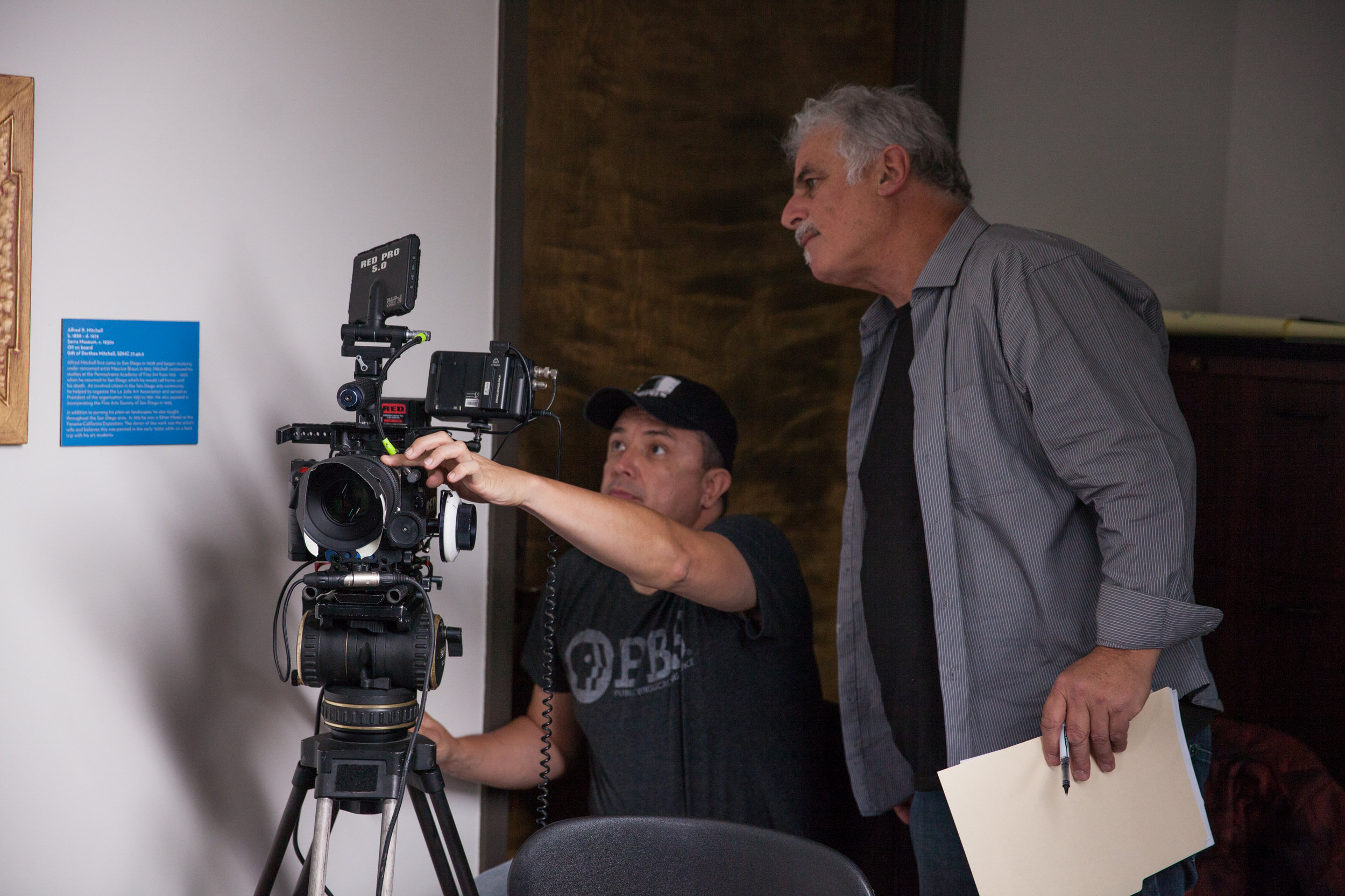 Dir. Isaac Artenstein, DP Sergio Ulloa-EoE-©SDHC:Cinewest.jpg
