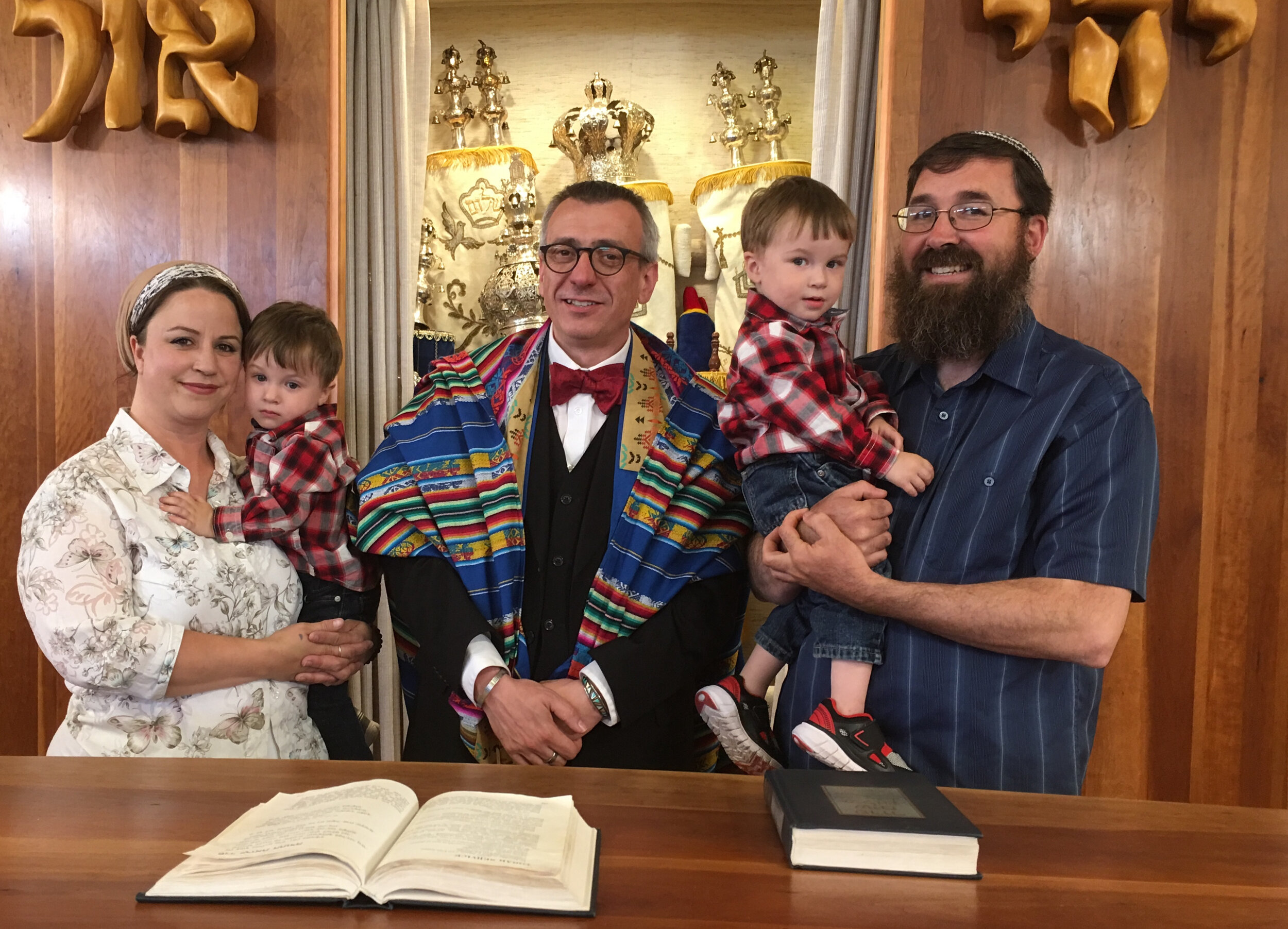 Herrera Family with Rabbi Jordi Gendra-Molina at synagogue.