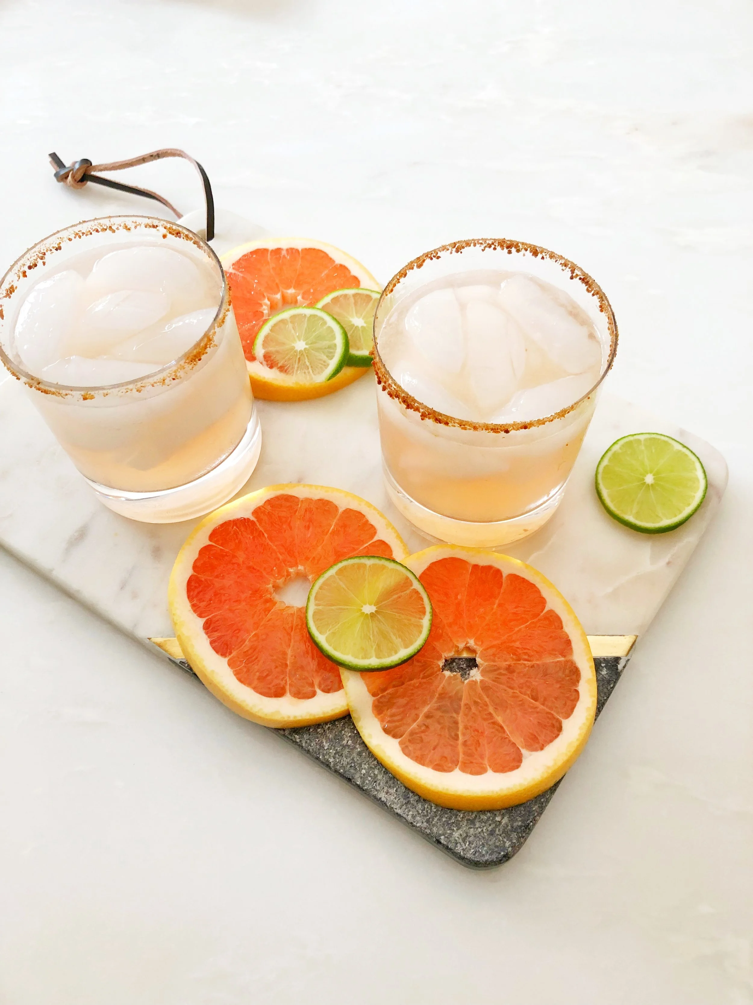 Grapefruit Margaritas (Zero Sugar-Added) 