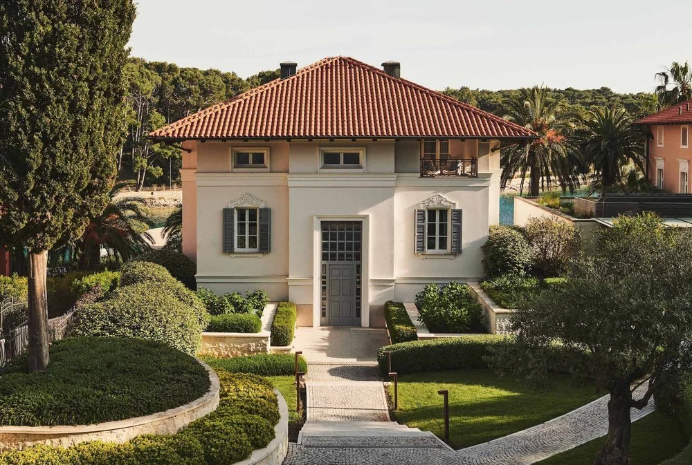 Croatia Private Villas - Summer Villas - Mediterranean - Beachfront