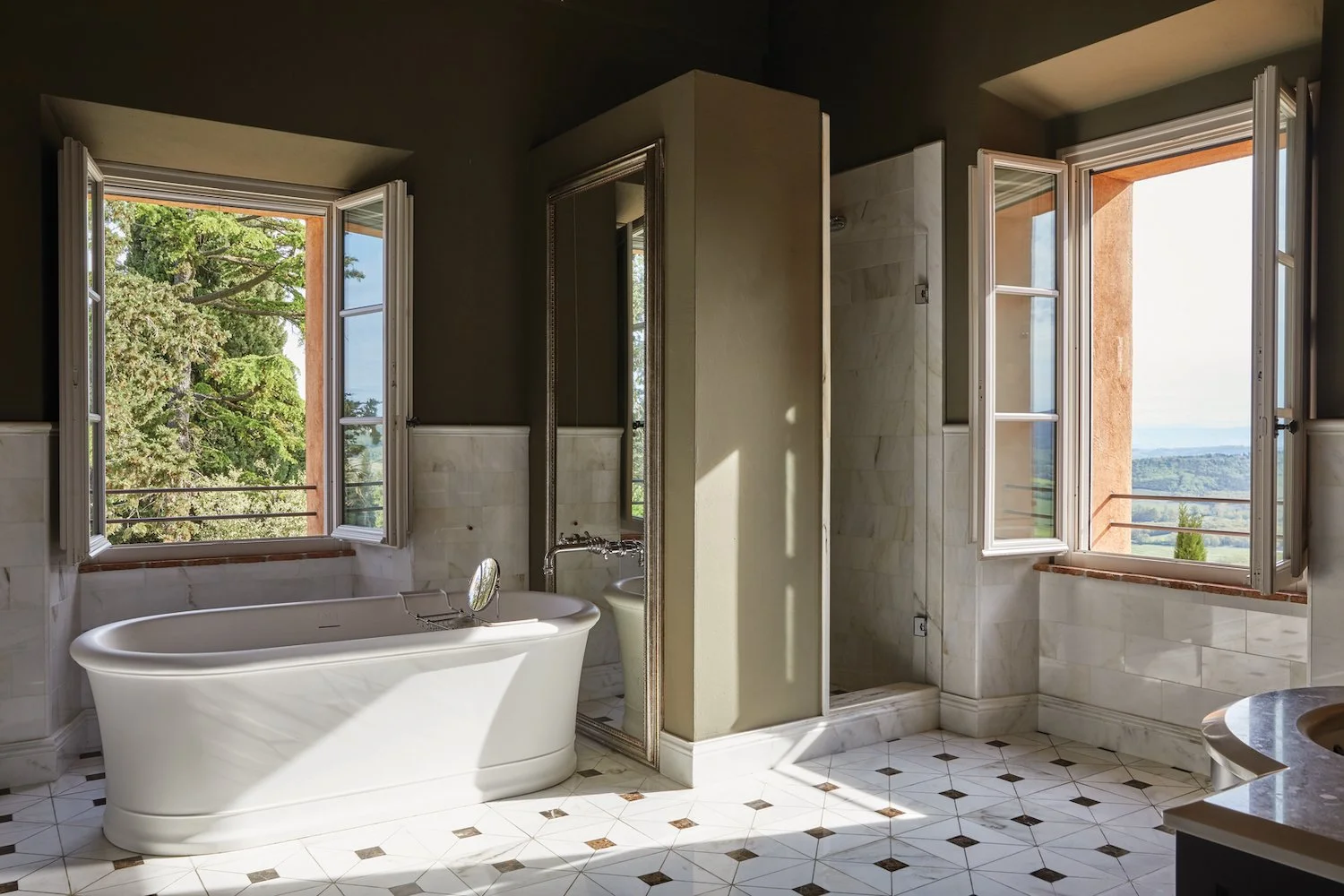 CDC-ACC-BATH-04.jpg