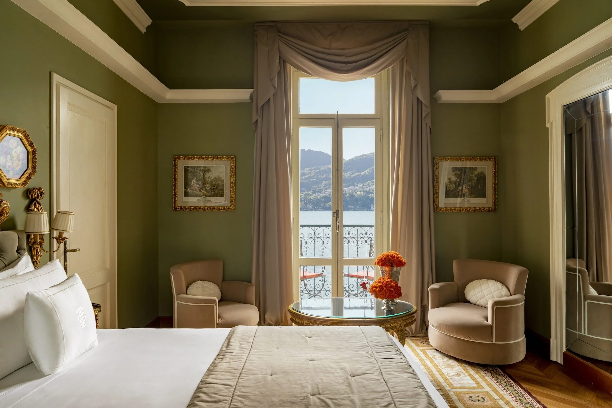 7 - Lake View Prestige Room.jpg