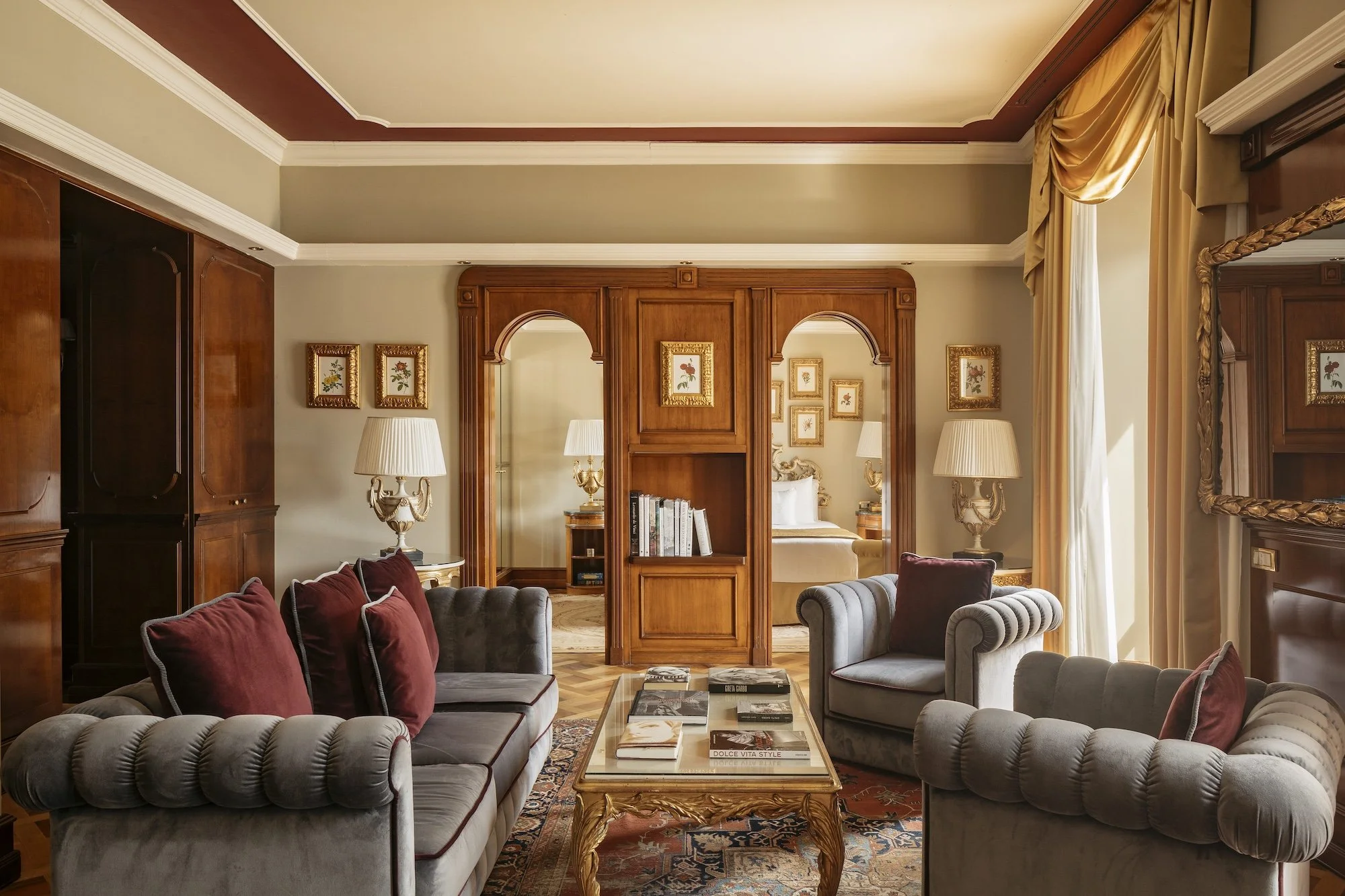 11 - Suite Greta - Living room.jpg