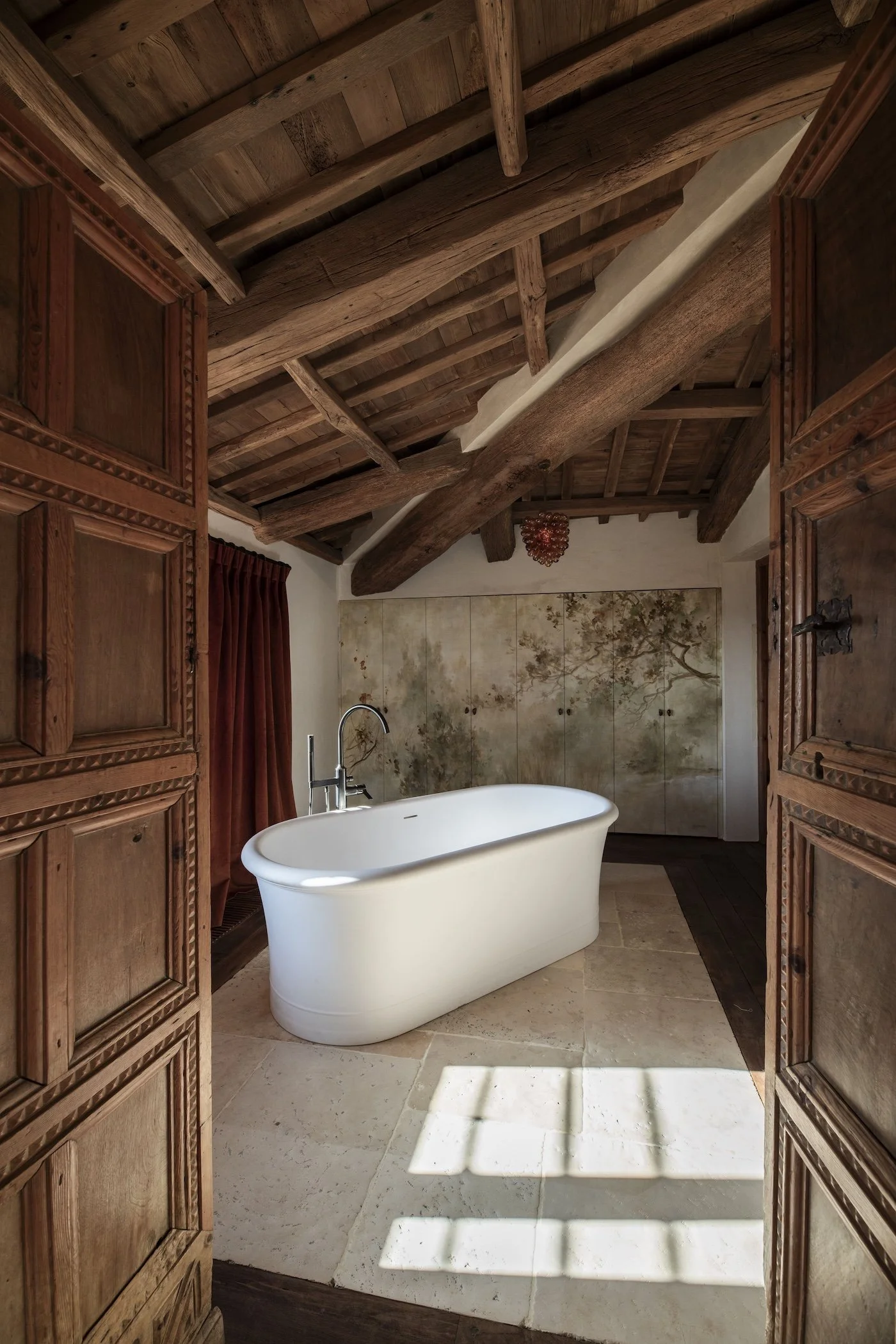 dor_bathroom_2.jpg