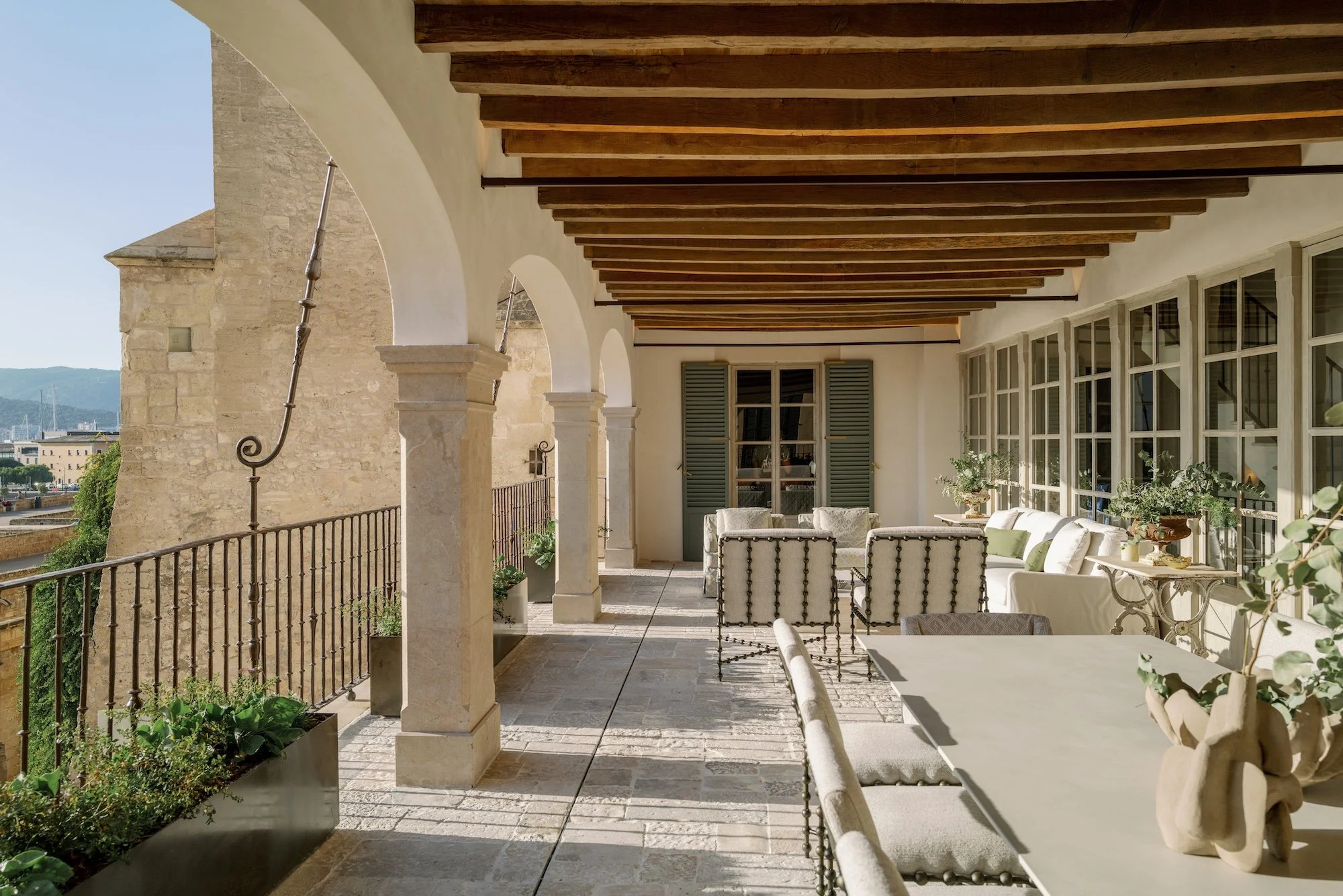 main_terrace_6.jpg