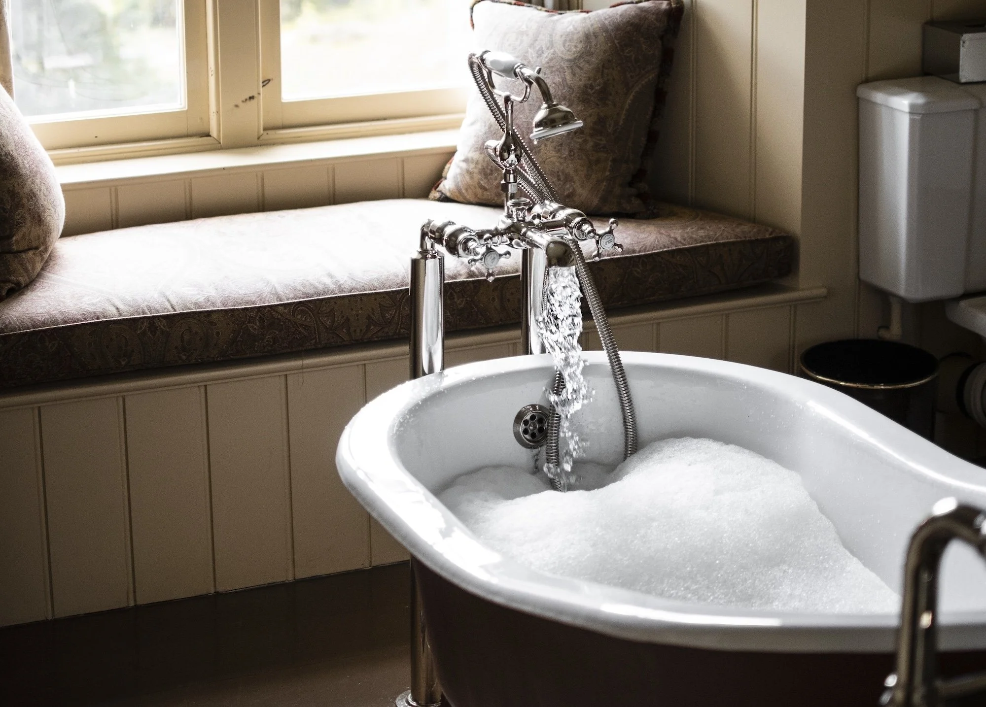 Alex Baxter Master Bathroom 03.jpg