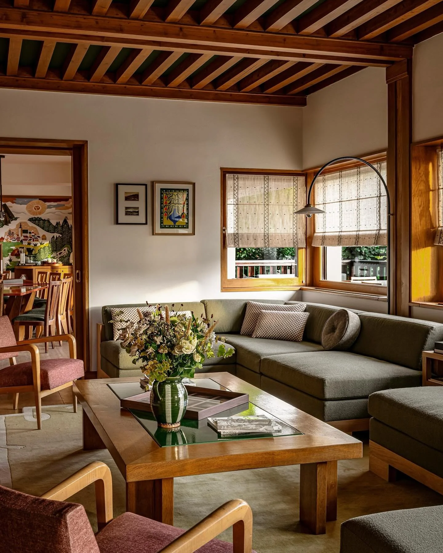 Winter has arrived in the Alps&mdash;reserve your Meg&eacute;ve retreat before the season takes off!⛷️

Introducing our newest Art D&eacute;co chalet in the heart of Meg&egrave;ve,&nbsp;Le Sarto&nbsp;&mdash; now available to rent for the&nbsp;festive