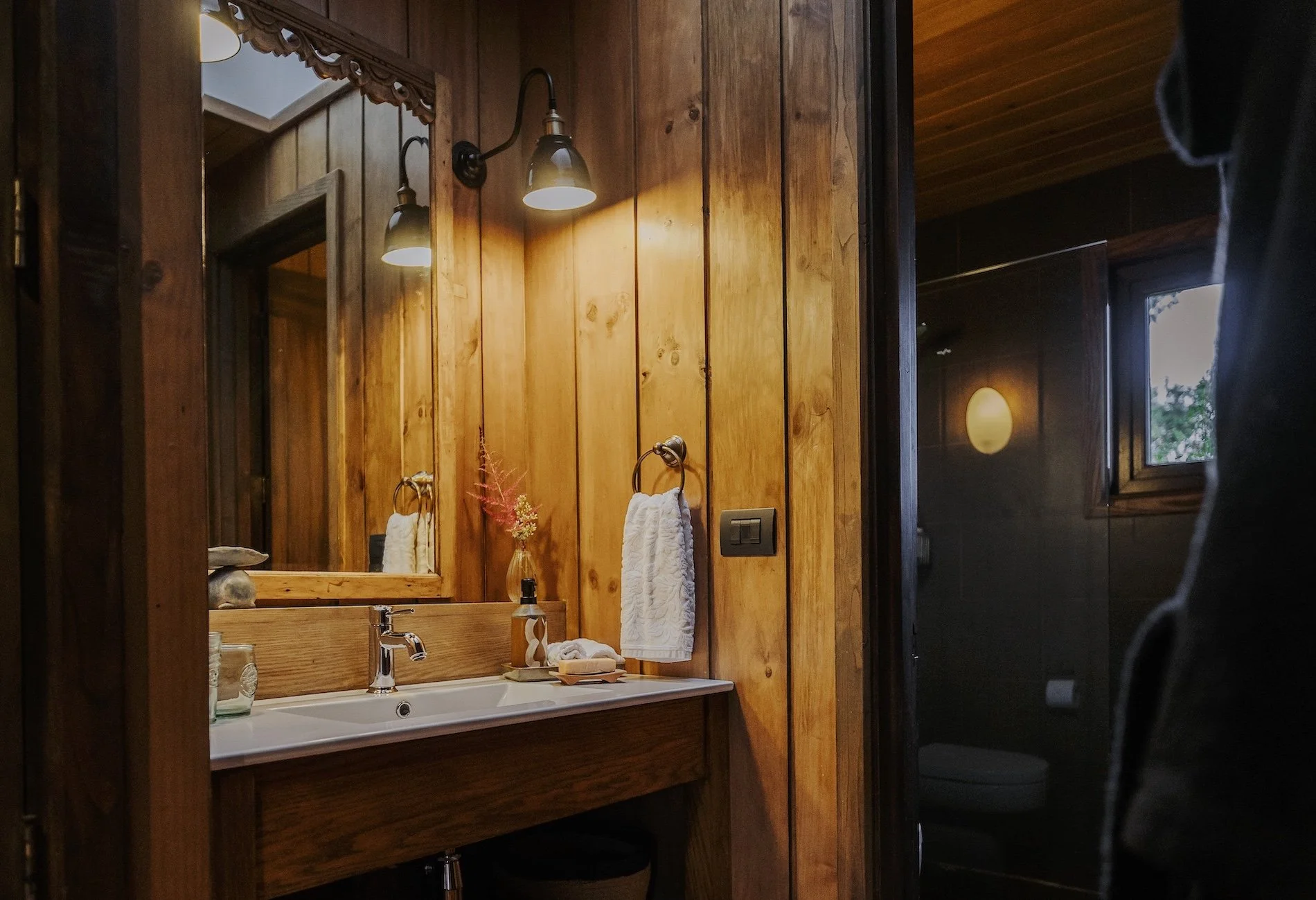 Copy of 23.3 THE DELUXE SUITES 6.jpg