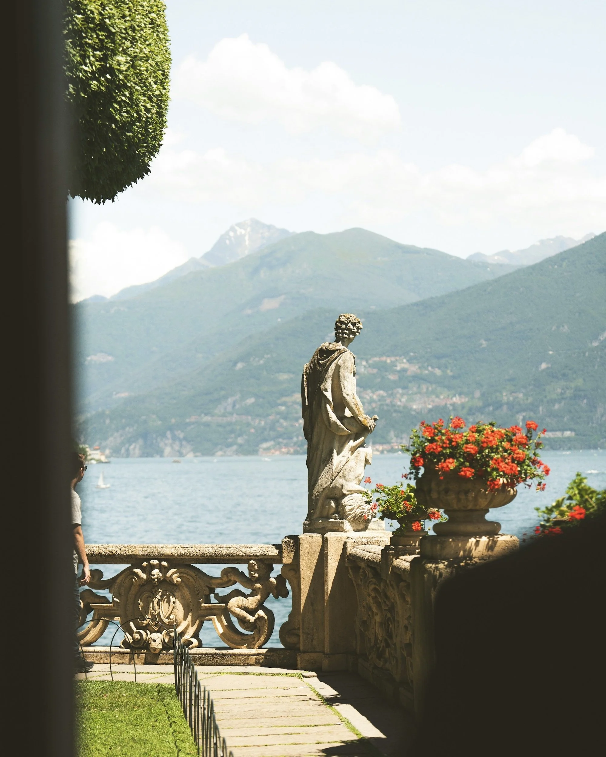 luxury villa lake como, villa sola cabiati lake como, private villa lake como, lake como luxury villa rental, lake como villa with pool, voyager club