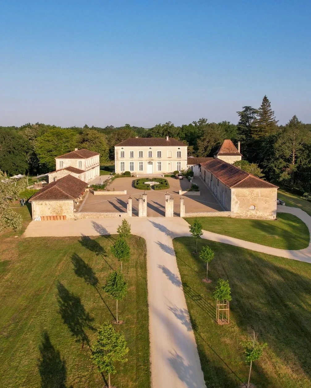 INTRODUCING MANOIR BELMONT 

Recently visited and inspected by our founder,&nbsp;Sophie Caulcutt, the property perfectly captures the charm and tranquillity of the Dordogne region while offering the privacy and space ideal for group stays.

Nestled i