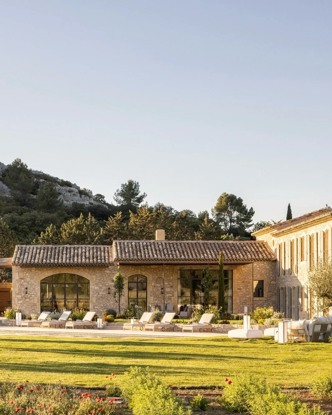 Set in the heart of Provence,&nbsp;Le Mas de Pierre&nbsp;is an exceptional 6 bedroom Mas in the charming village of&nbsp;Eygali&egrave;res, offering a tranquil retreat surrounded by fragrant lavender fields and ancient olive trees.

Just a short walk