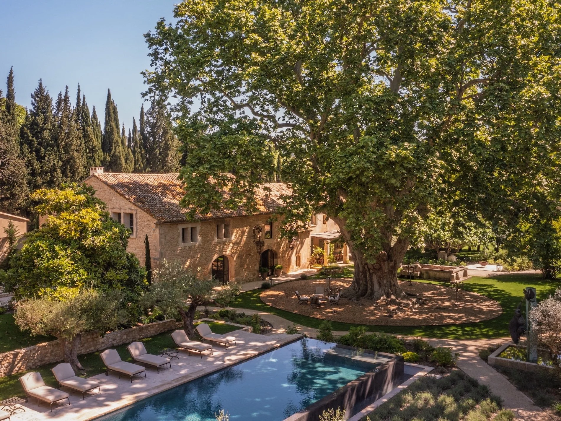 Mas de Castillone - Final Collection-88.jpg