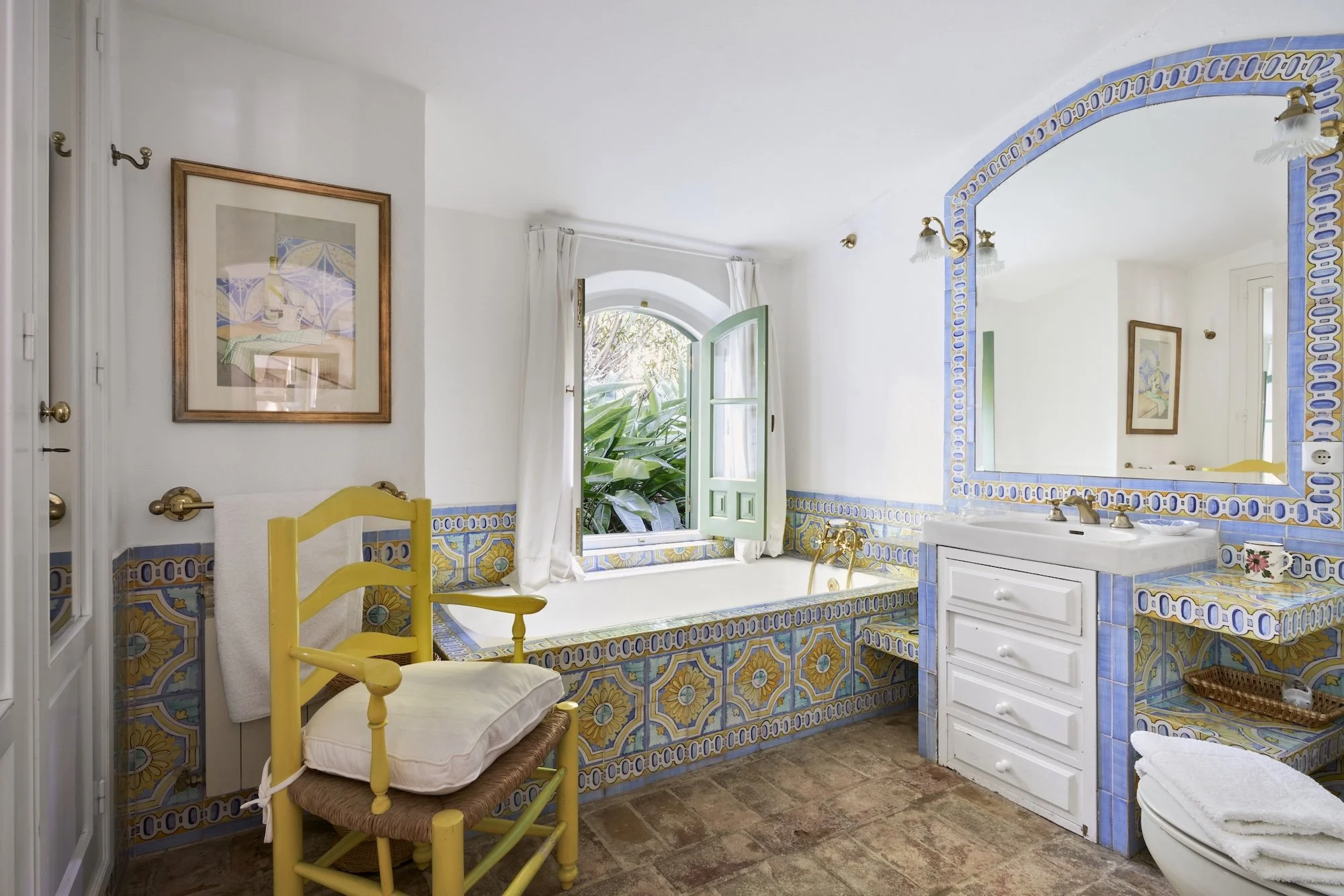 Tramores El Patron En-suite.jpg