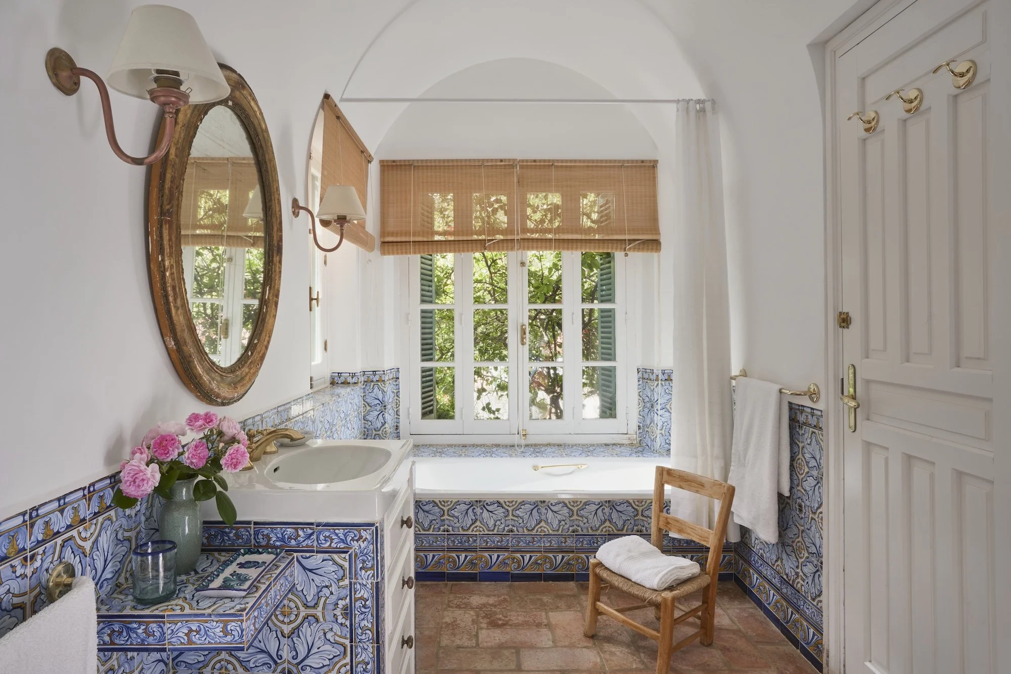 Tramores Princess Room En-suite.jpg