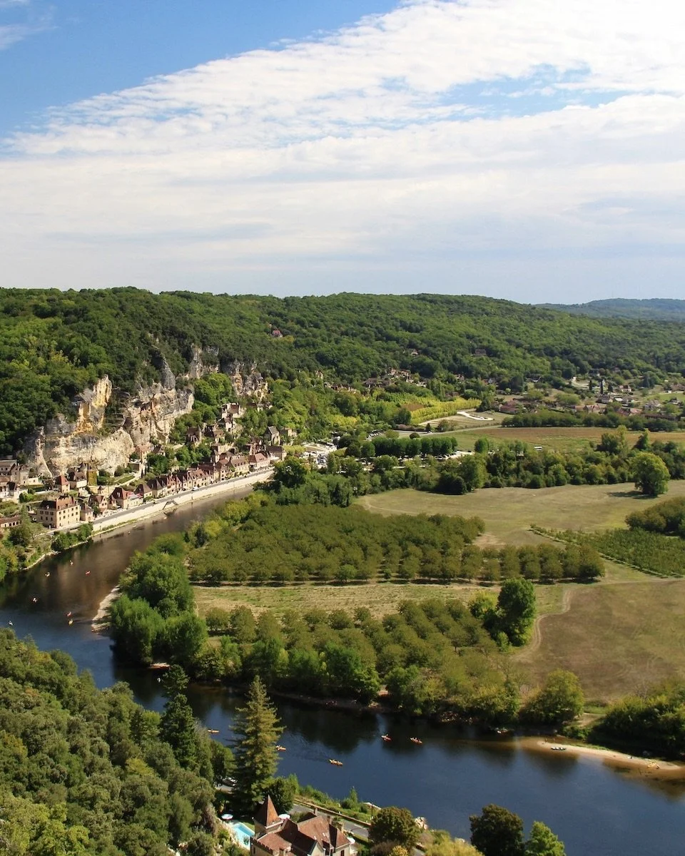 château dordogne, aile de la camélia dordogne, private villa dordogne, dordogne luxury villa rental, dordogne villa with pool, l’aile de la commanderie dordogne, voyager club