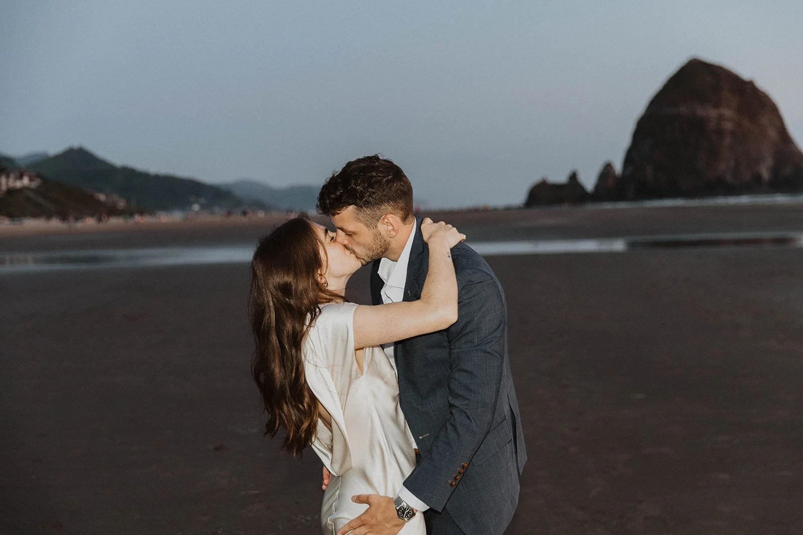 cannon-beach-wedding-17.jpg