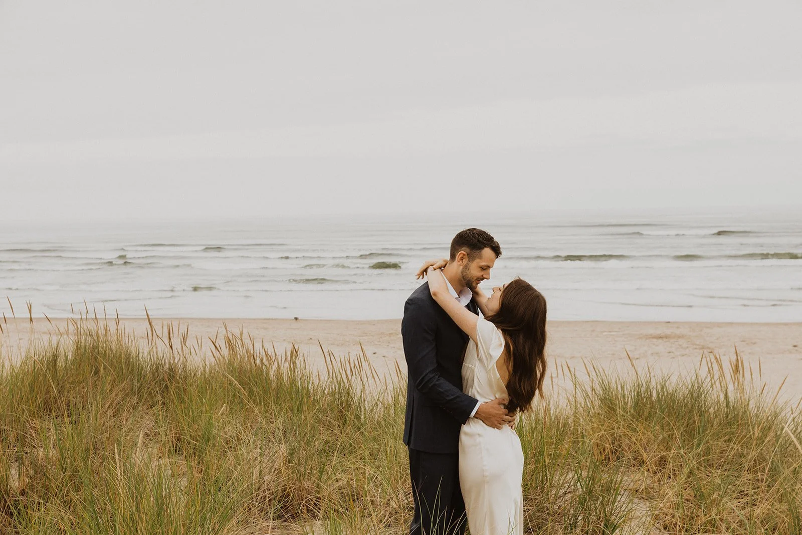 cannon-beach-wedding-26.jpg