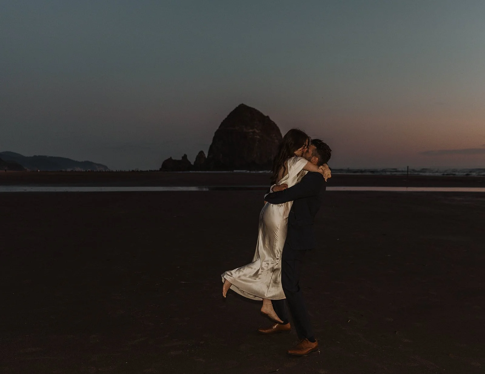 cannon-beach-wedding-28.jpg