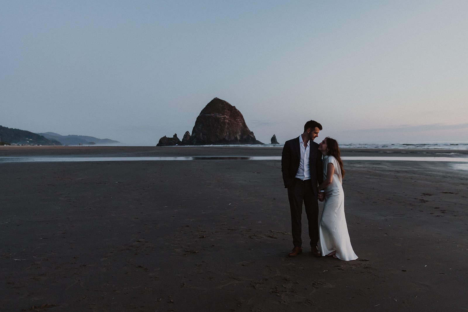 cannon-beach-wedding-36.jpg