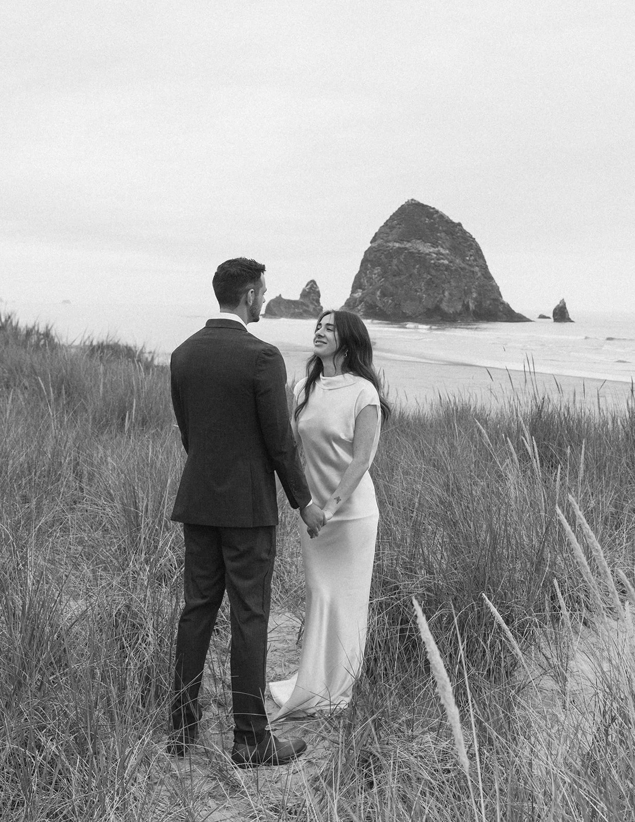 cannon-beach-wedding-39.jpg
