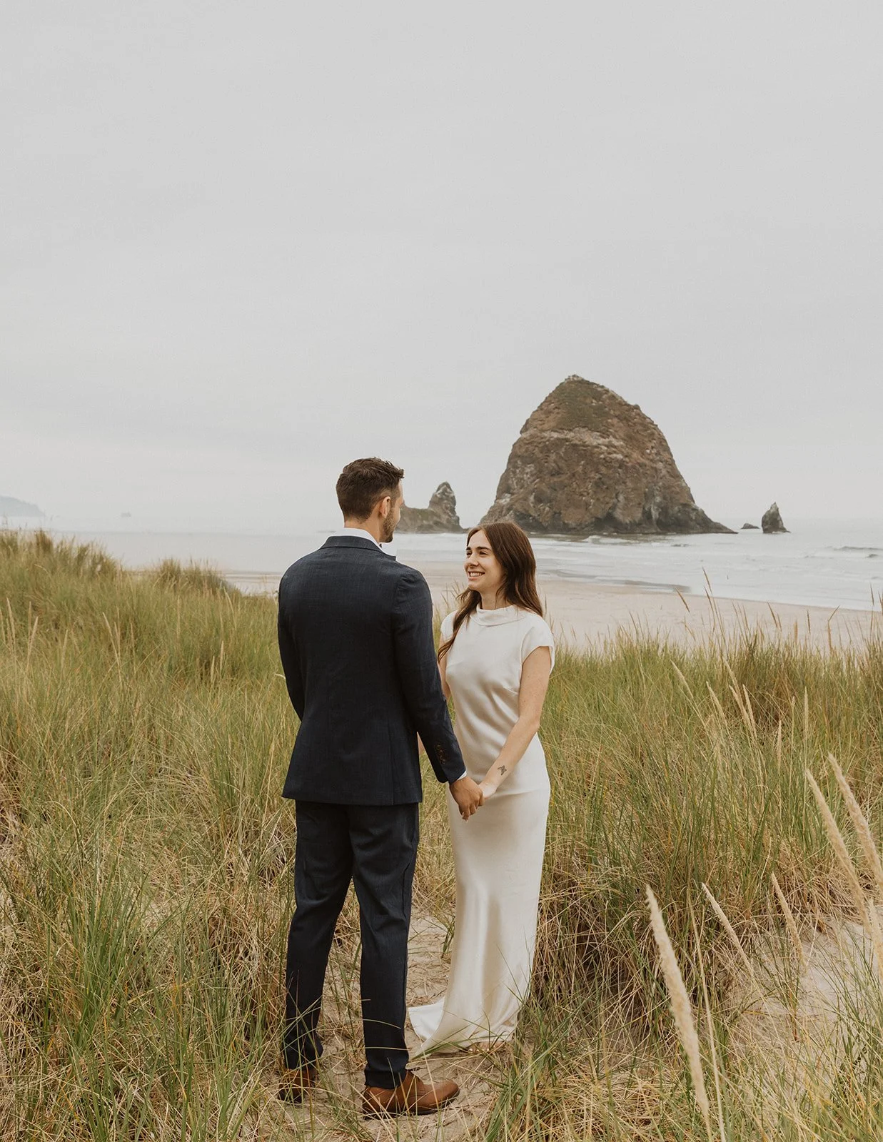 cannon-beach-wedding-41.jpg