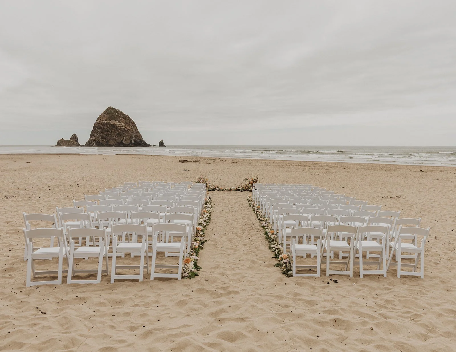 cannon-beach-wedding-44.jpg