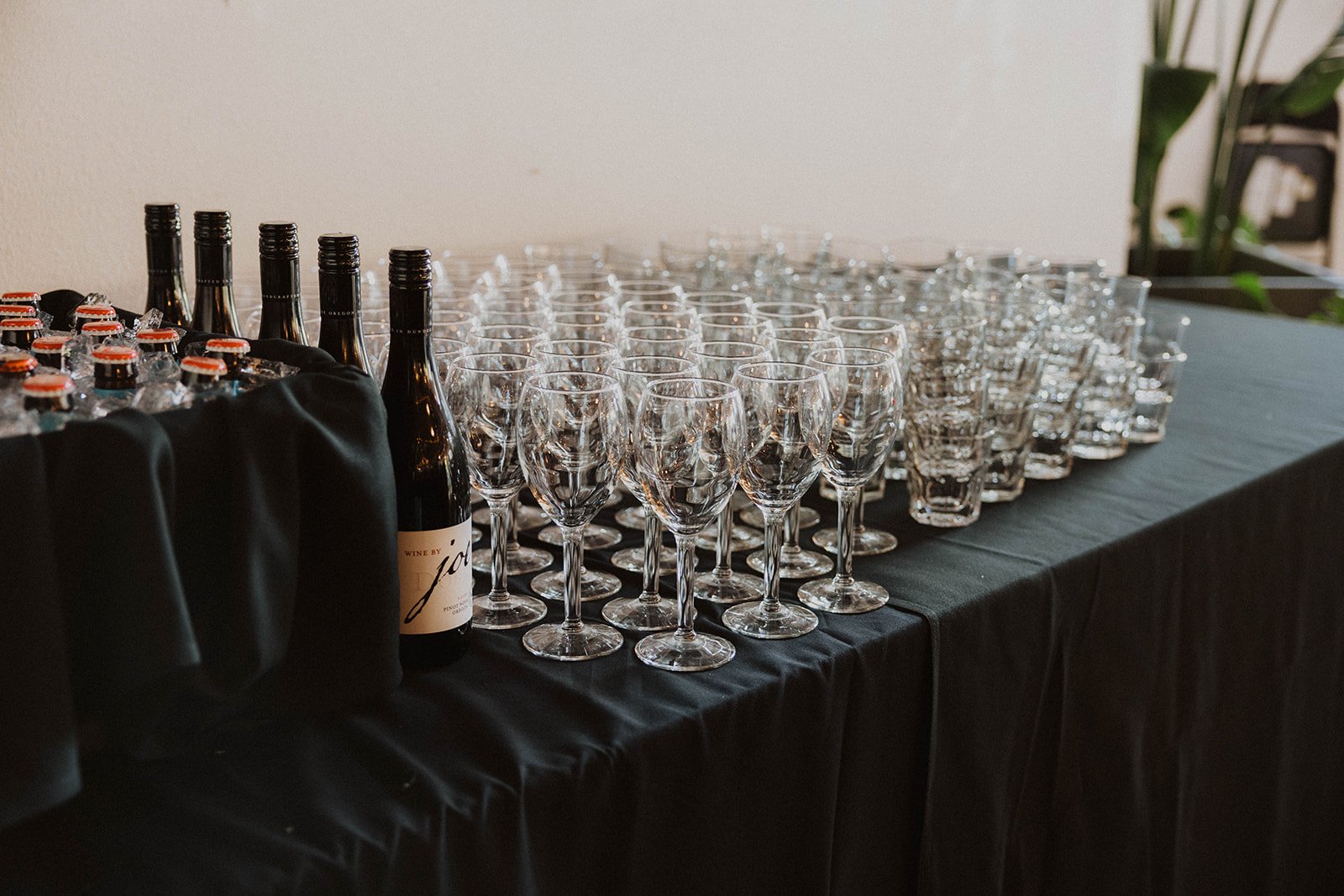 Castaway-Portland-wedding-photos-98.jpg