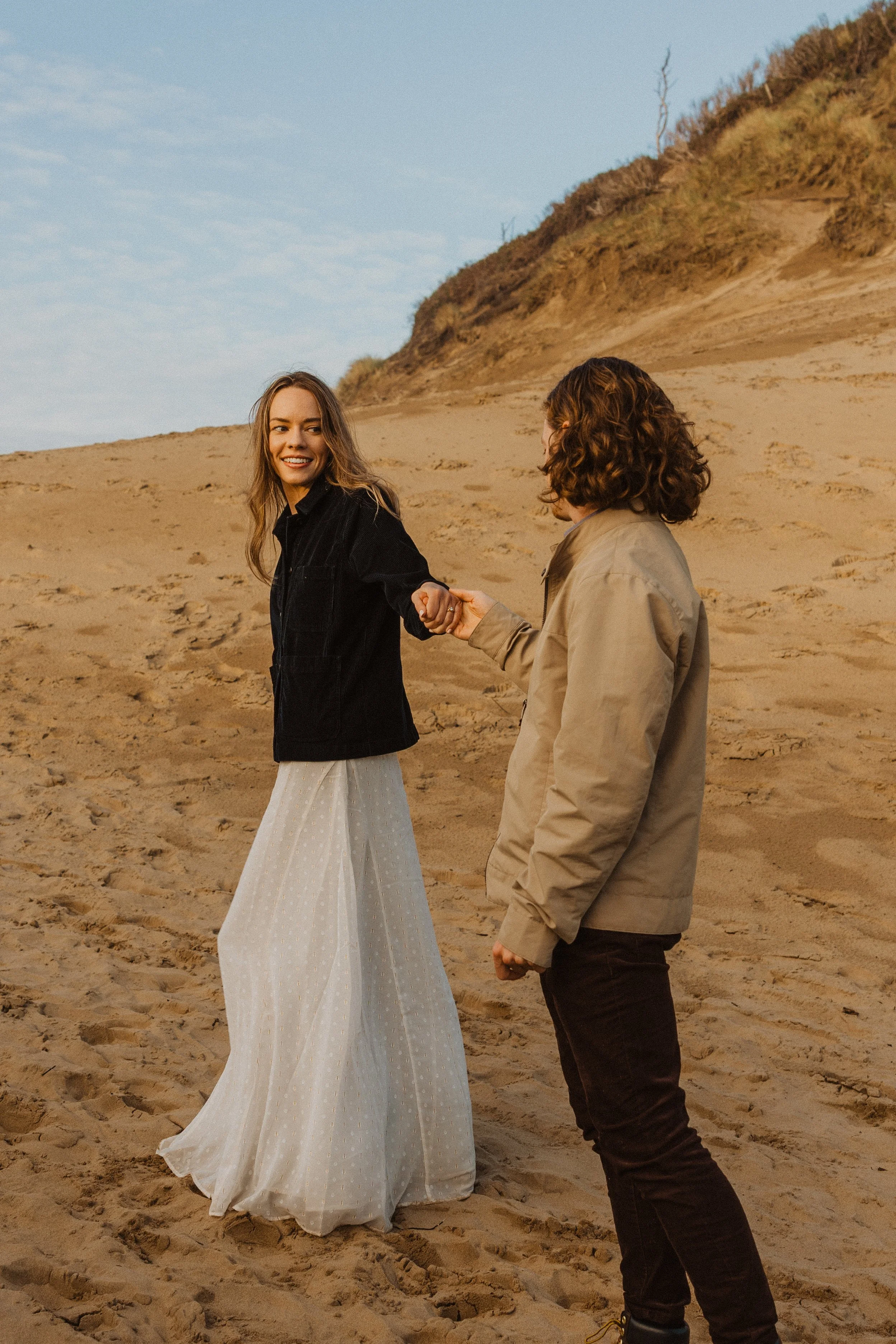 Cape-kiwanda-engagement-shoot-12.jpg