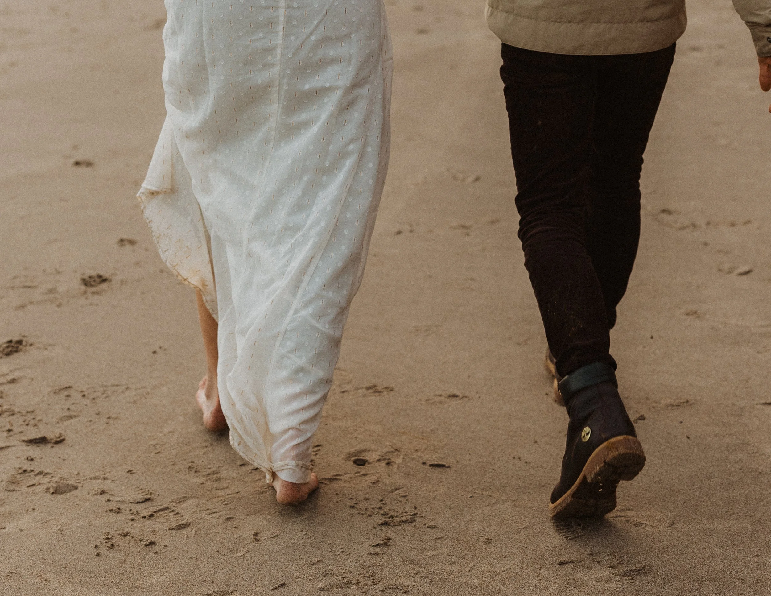 Cape-kiwanda-engagement-shoot-27.jpg