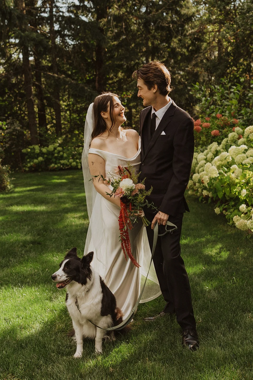 A Rocky Hill Wedding for 35 People in the Washington Forest