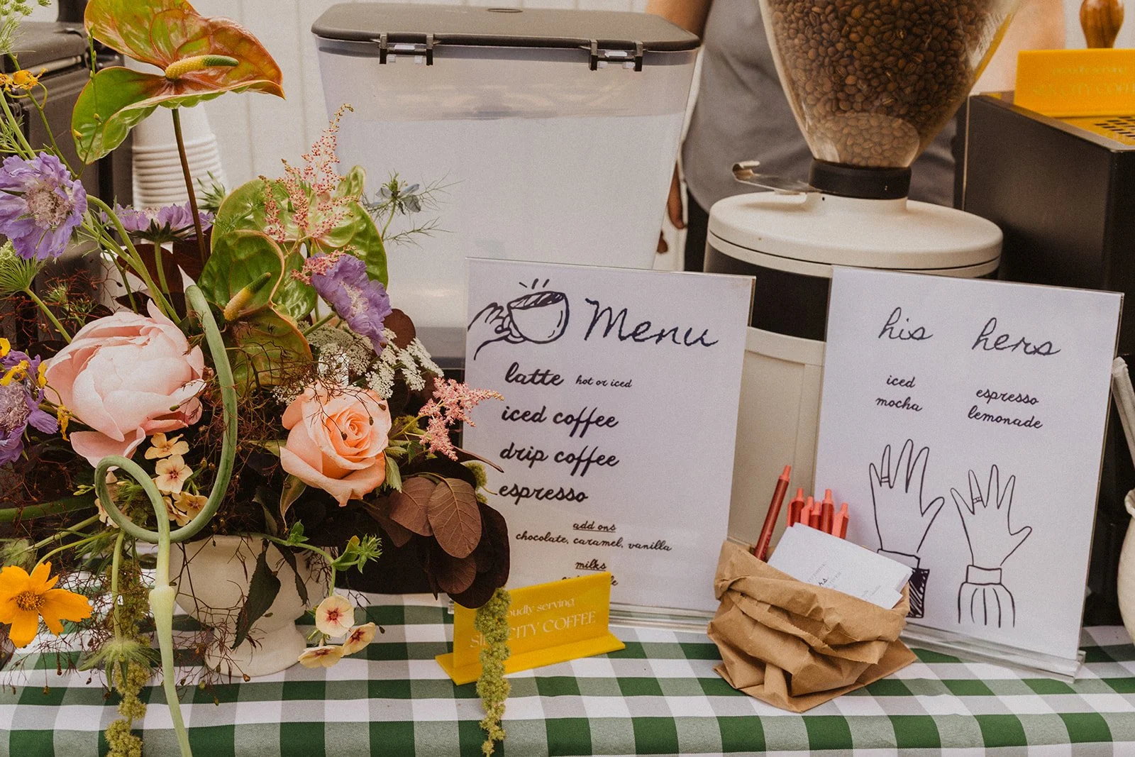 Coffee and slow conversation during an Oregon wedding morning