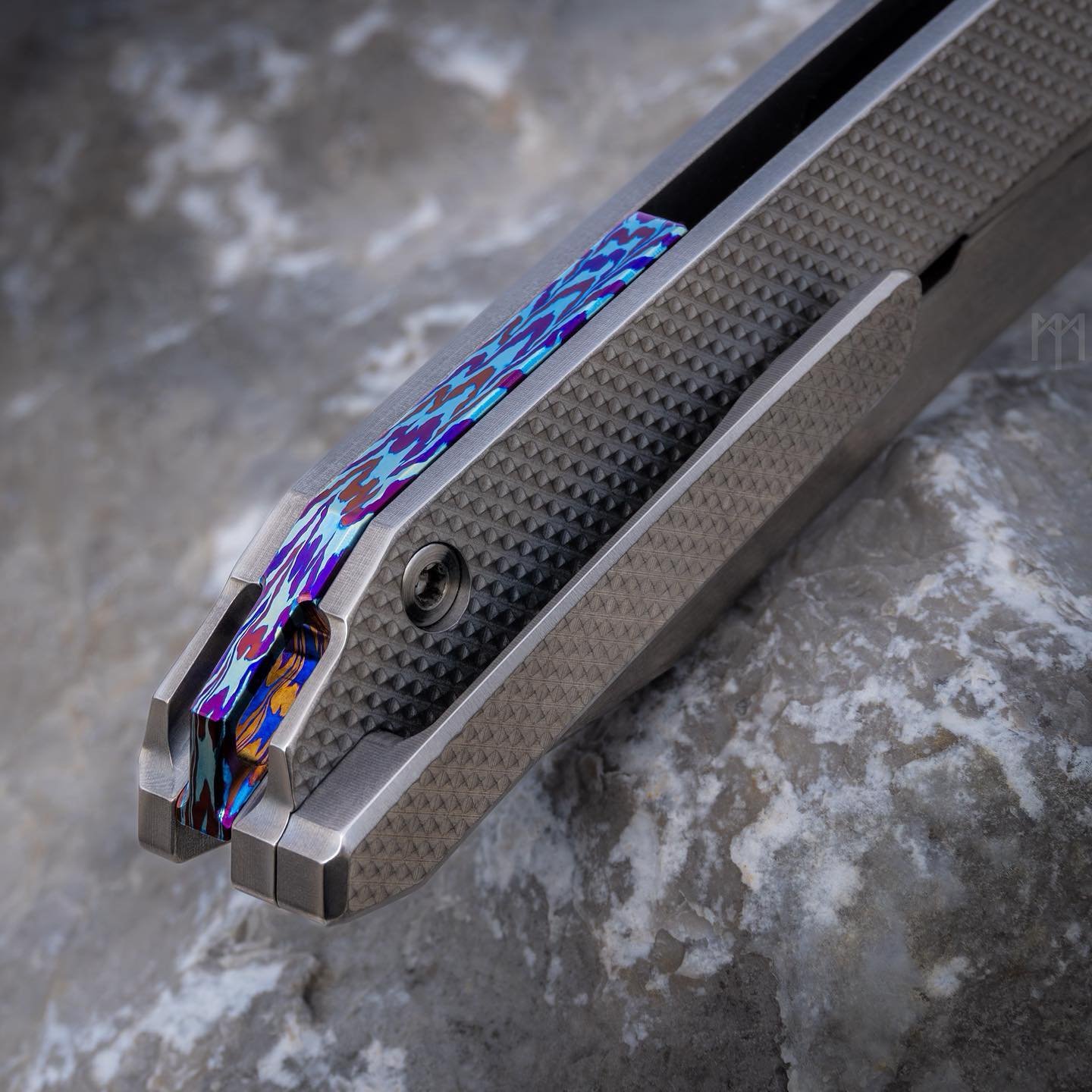 the devil is in the details&hellip;
.
.
.
#andsoami #munroemade #munroeknives #munroemetalworks #knives #customknives #timascus #s90v