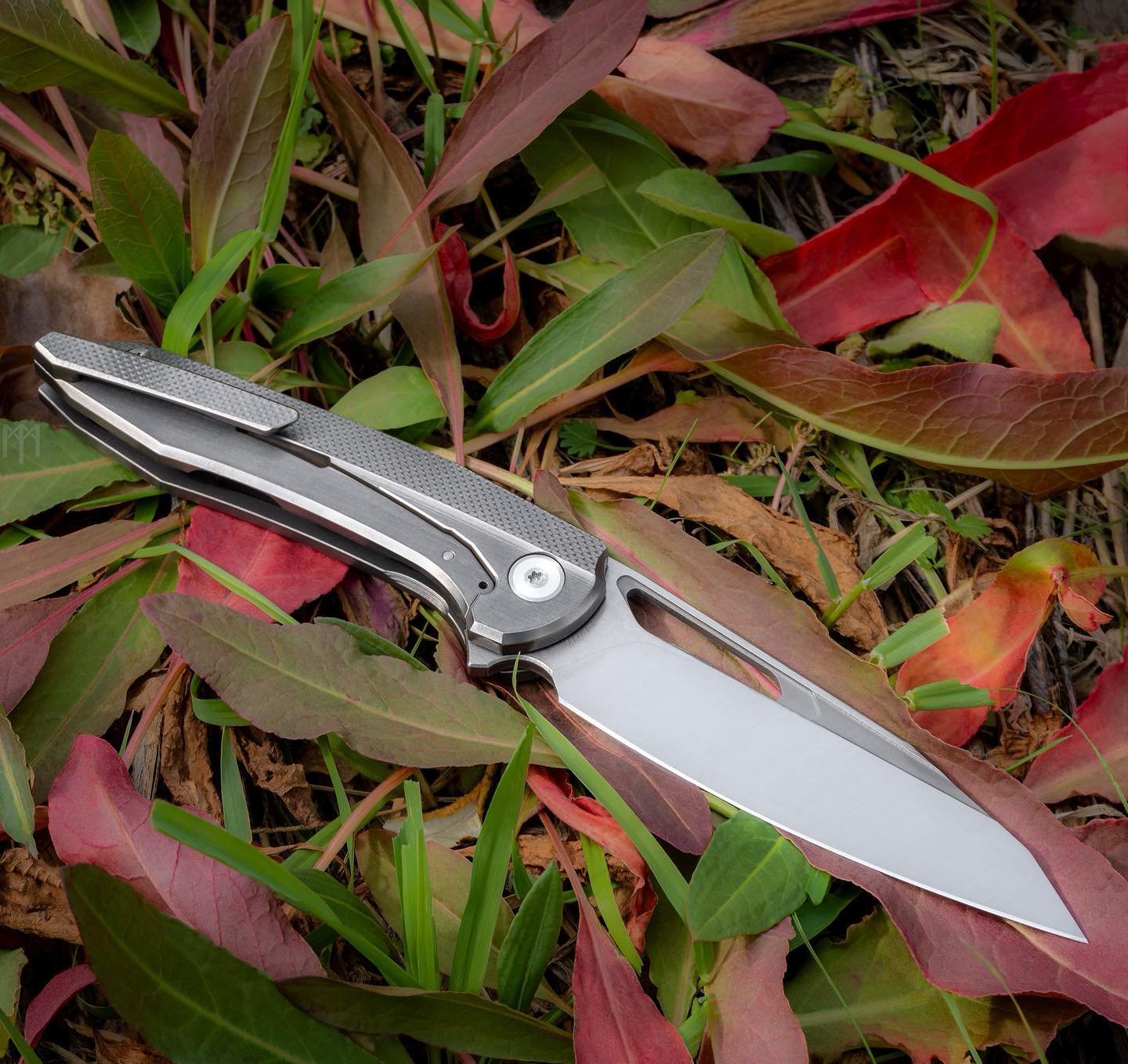 ☆ Draugr ☆
.
.
.
#munroemade #munroeknives #munroemetalworks #knives #customknives #prototype #s90v
We will be making a small batch of these available for Pre-Order on the website tomorrow 10/18 at 3:00 PM MDT