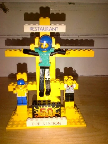 lego 3.jpg