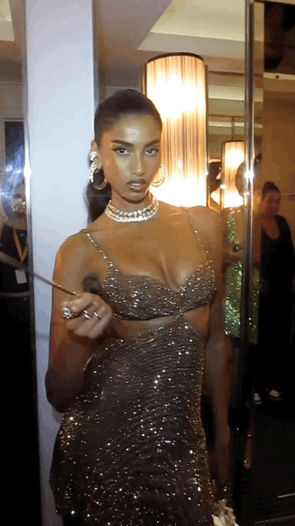 VideoToGif_GIF 8.GIF