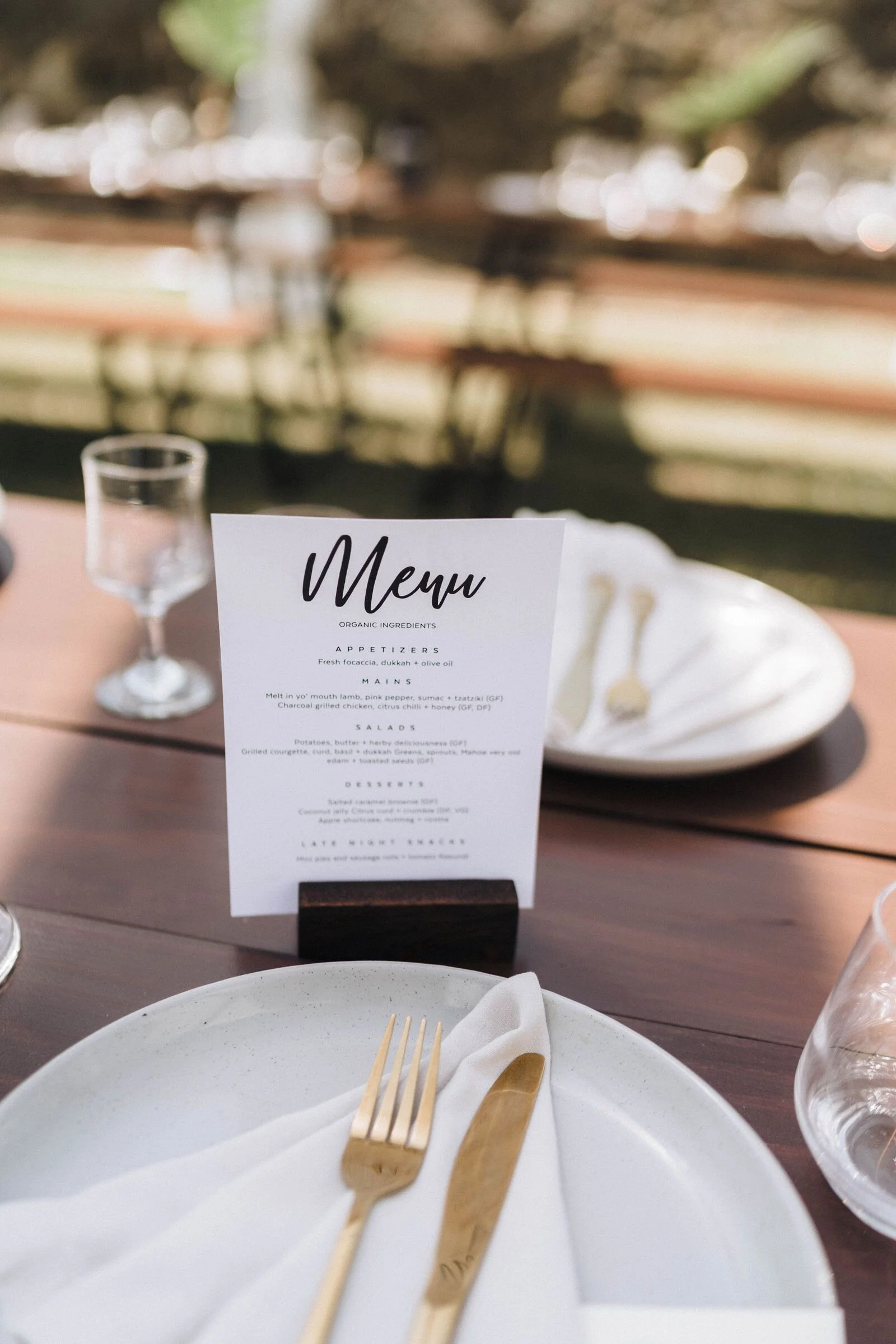 TABLE SIGN HOLDER