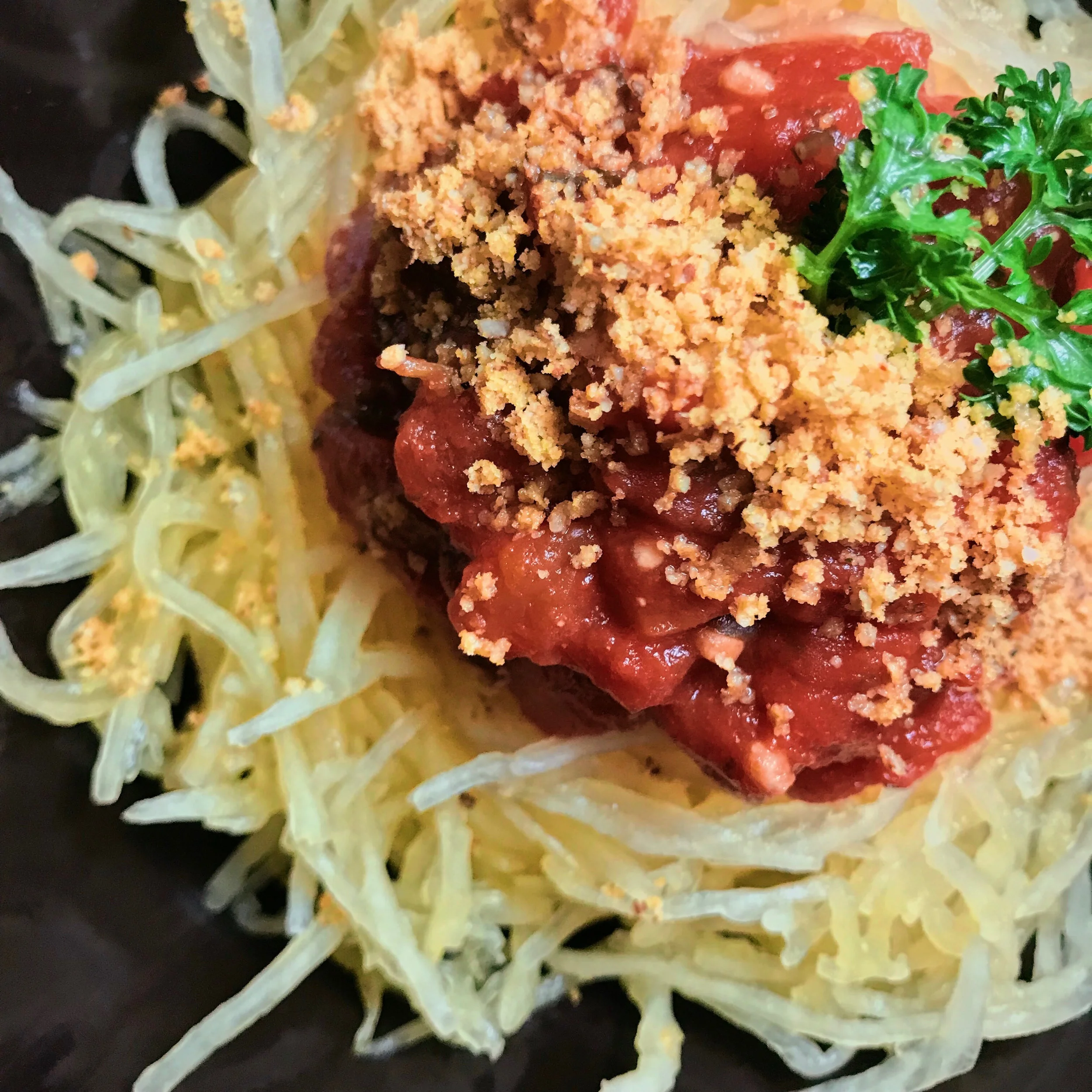 Spaghetti Squash With Easy Homemade Marinara