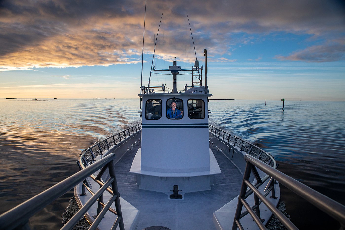  Brian Patteson, a pelagic bird expert, captains the Stormy Petrel II in waters off North Carolina 