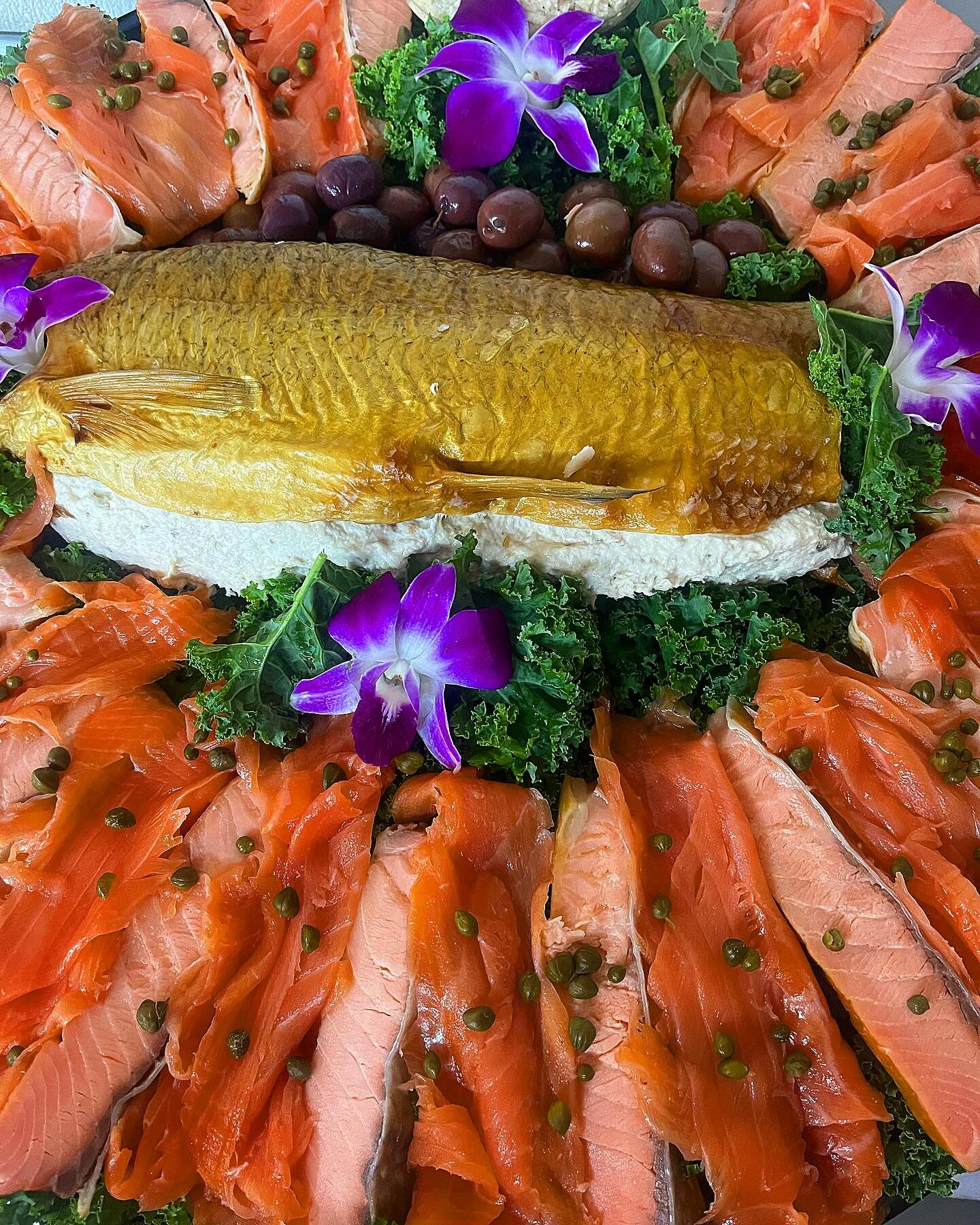 We hope the new year brings you lox of health, happiness, and good food!!! #HappyNewYear #NoOtherDeli