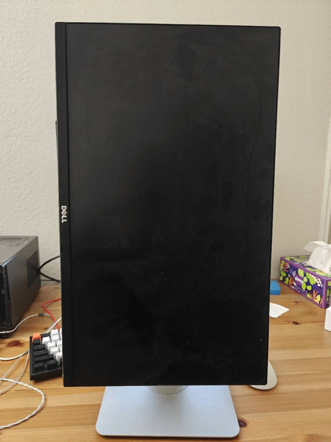 dell-1080p-monitor-free.jpg