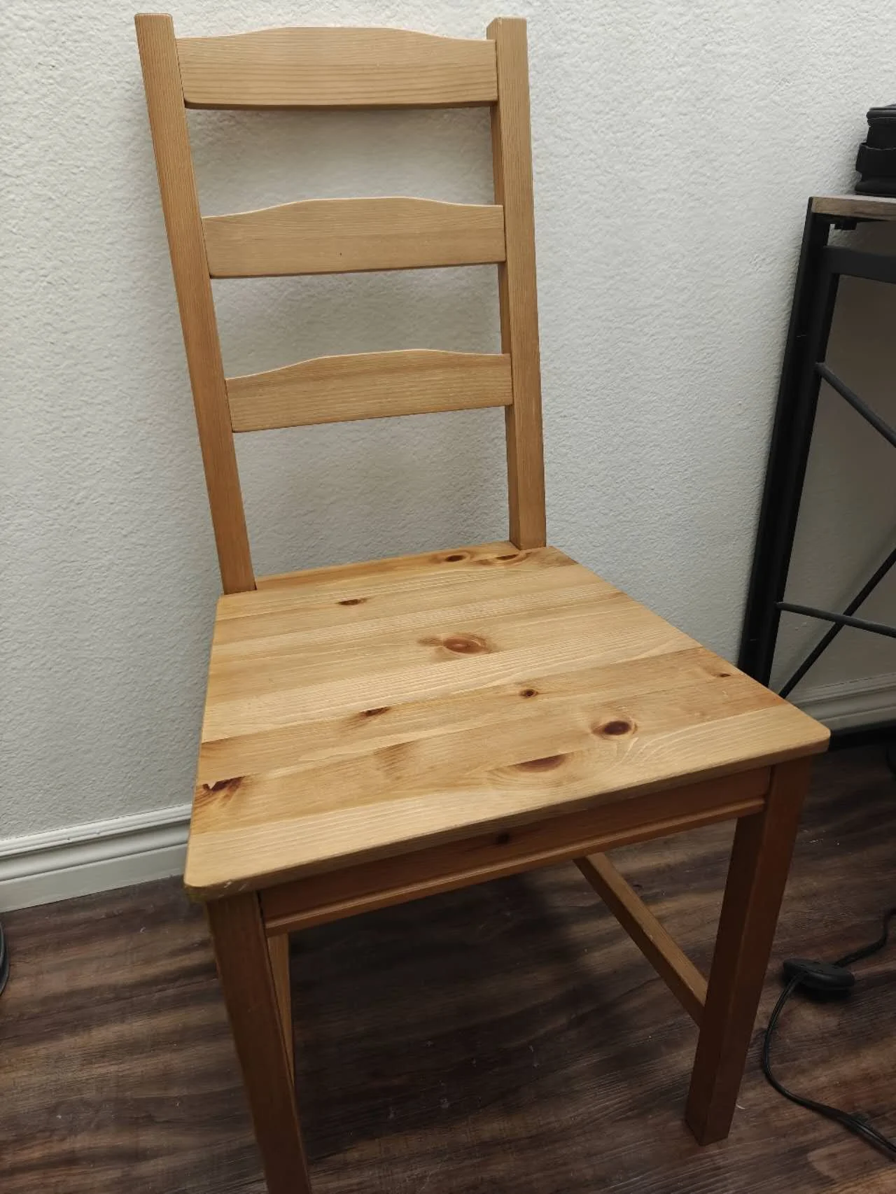 chairs-two-free (1).jpg